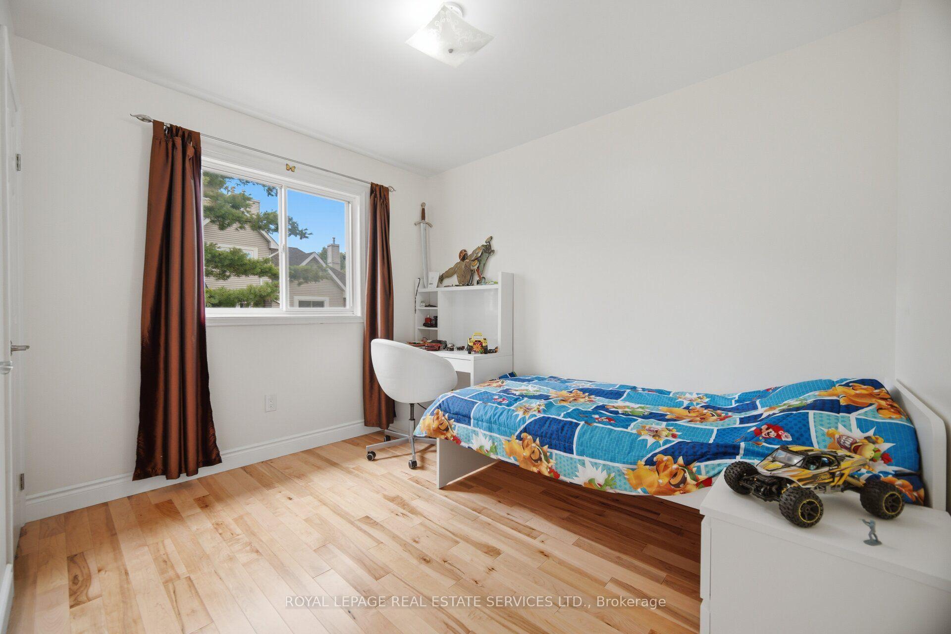 Photo 29 of 28 Wheatland Drive, Cambridge, Christopher-Champlain — HOMEH