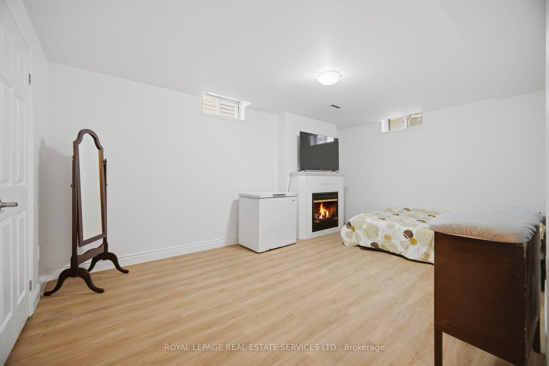 Photo 34 of 28 Wheatland Drive, Cambridge, Christopher-Champlain — HOMEH