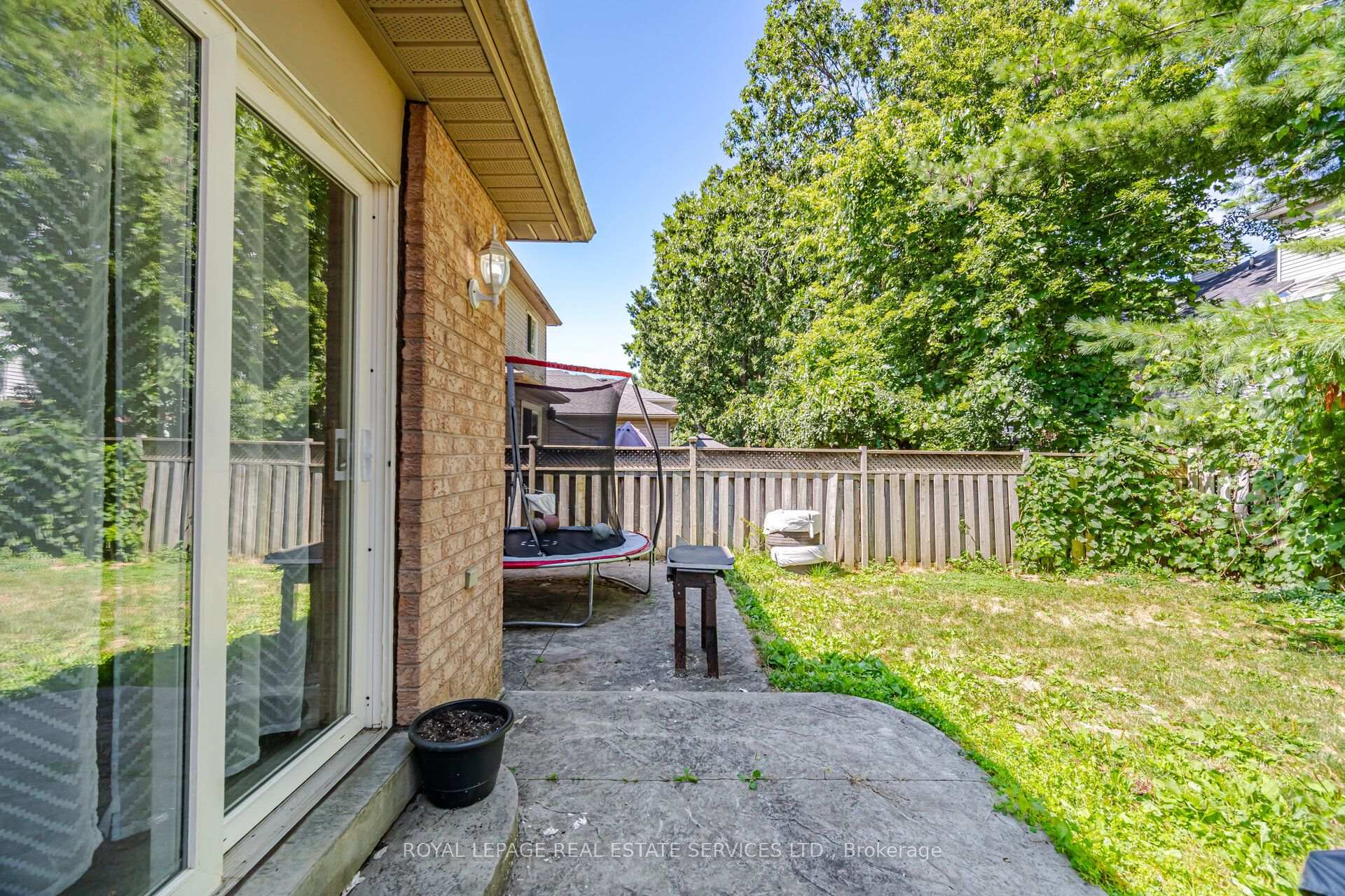 Photo 42 of 28 Wheatland Drive, Cambridge, Christopher-Champlain — HOMEH