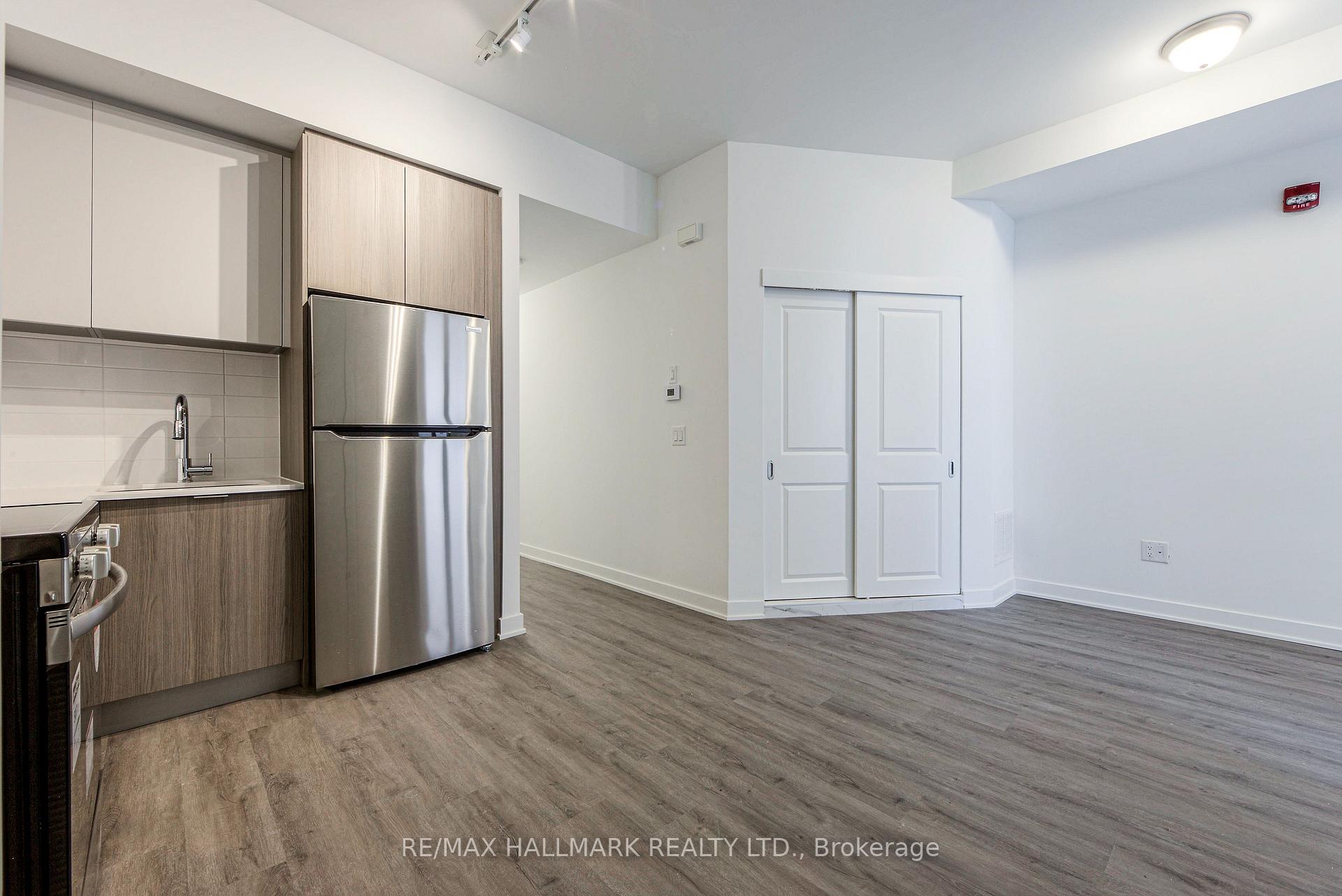 Photo 10 of Unit 125, 37 Danforth Road, Scarborough, Oakridge — HOMEH