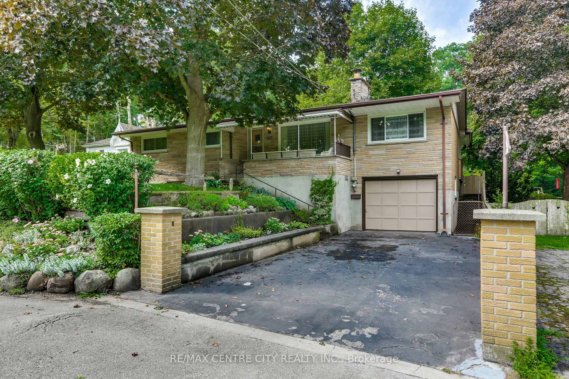 Photo 1 of 223 Halls Mill Road, London, South B — HOMEH