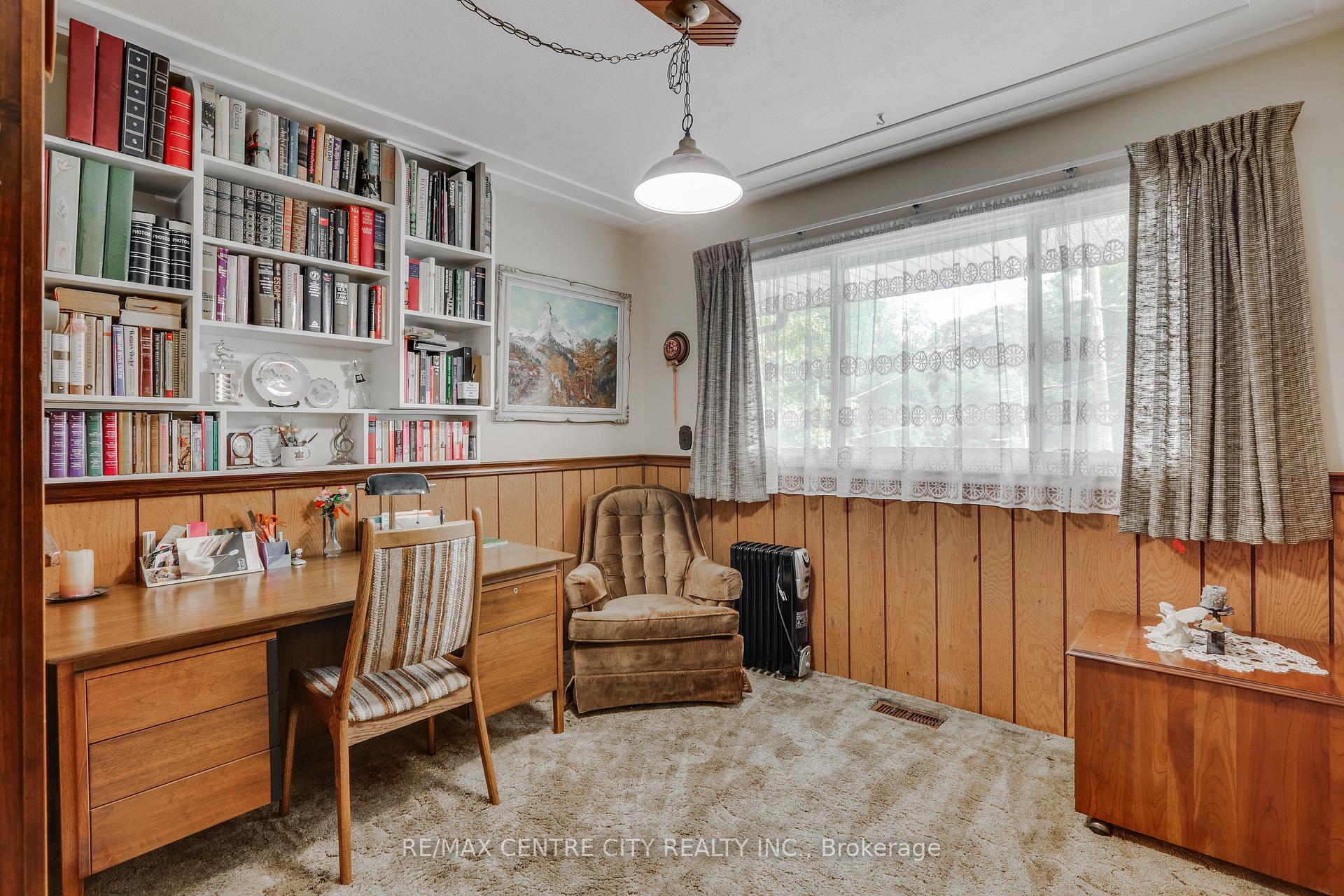 Photo 17 of 223 Halls Mill Road, London, South B — HOMEH