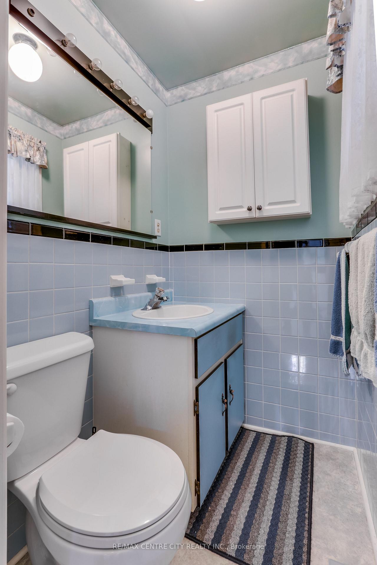 Photo 33 of 223 Halls Mill Road, London, South B — HOMEH