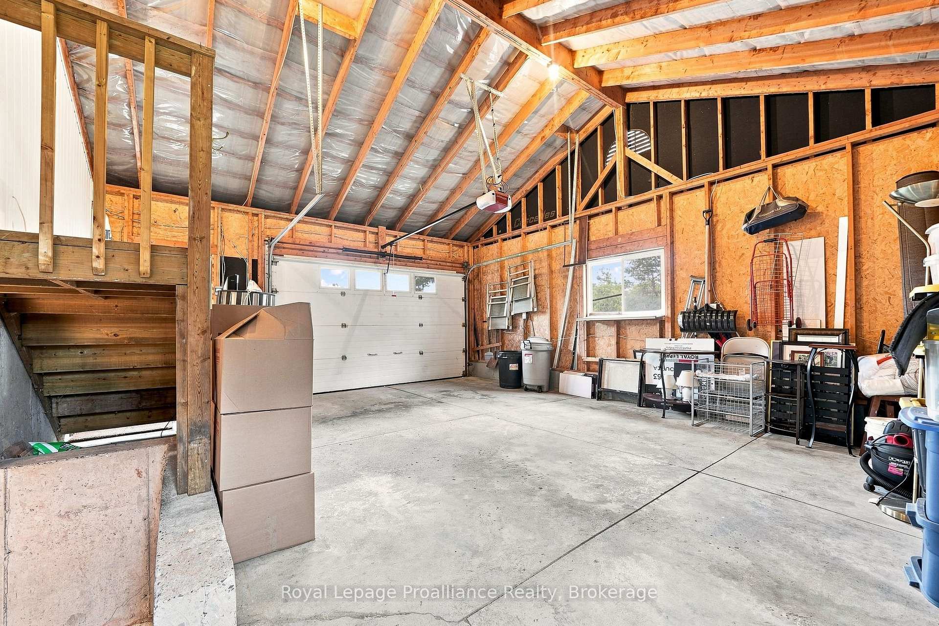 Photo 31 of 131 Ashley Street, Belleville, Thurlow Ward — HOMEH