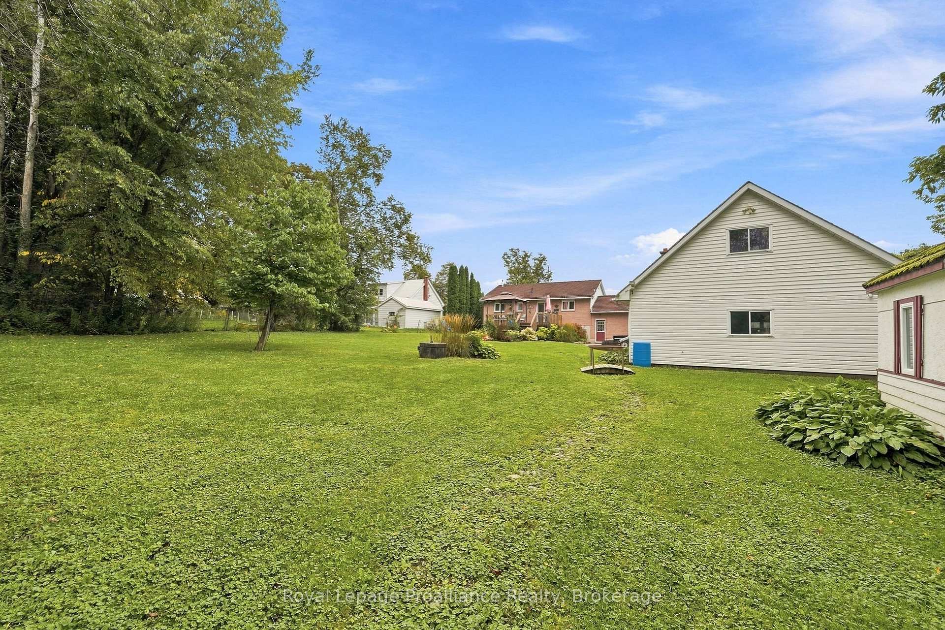 Photo 39 of 131 Ashley Street, Belleville, Thurlow Ward — HOMEH