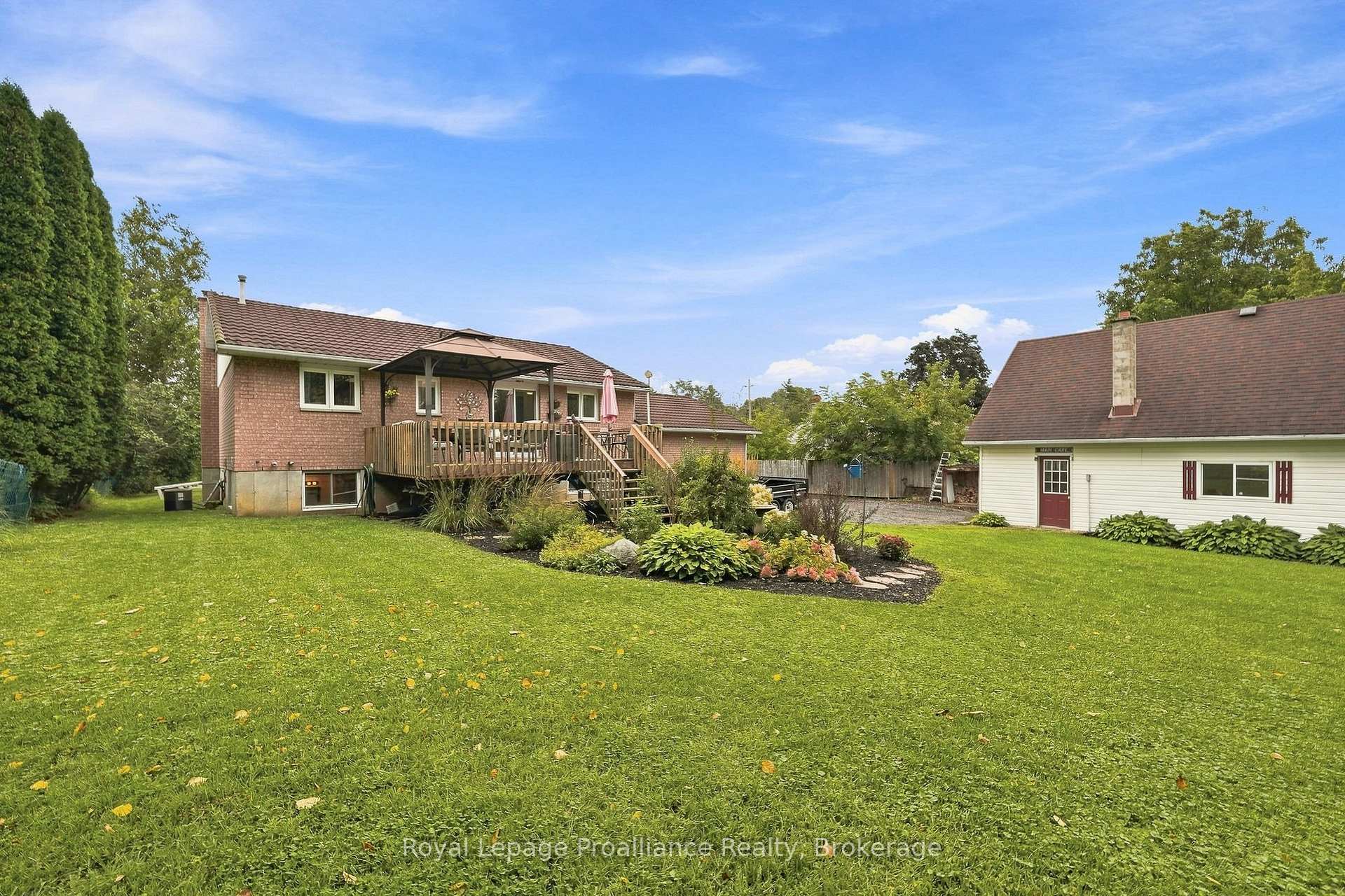 Photo 45 of 131 Ashley Street, Belleville, Thurlow Ward — HOMEH