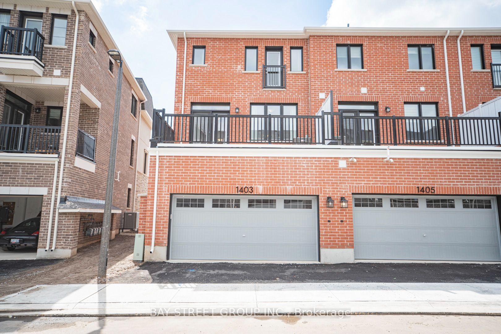 Photo 4 of 1403 William Halton Parkway, Oakville, Northwest — HOMEH