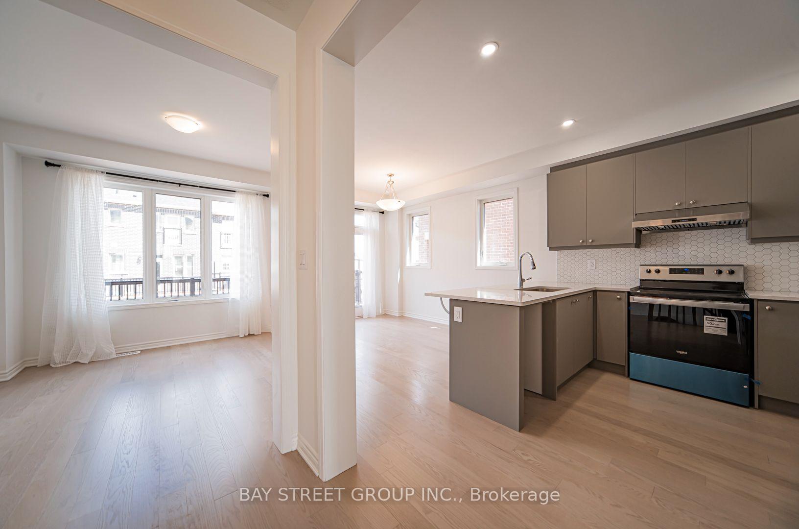 Photo 12 of 1403 William Halton Parkway, Oakville, Northwest — HOMEH