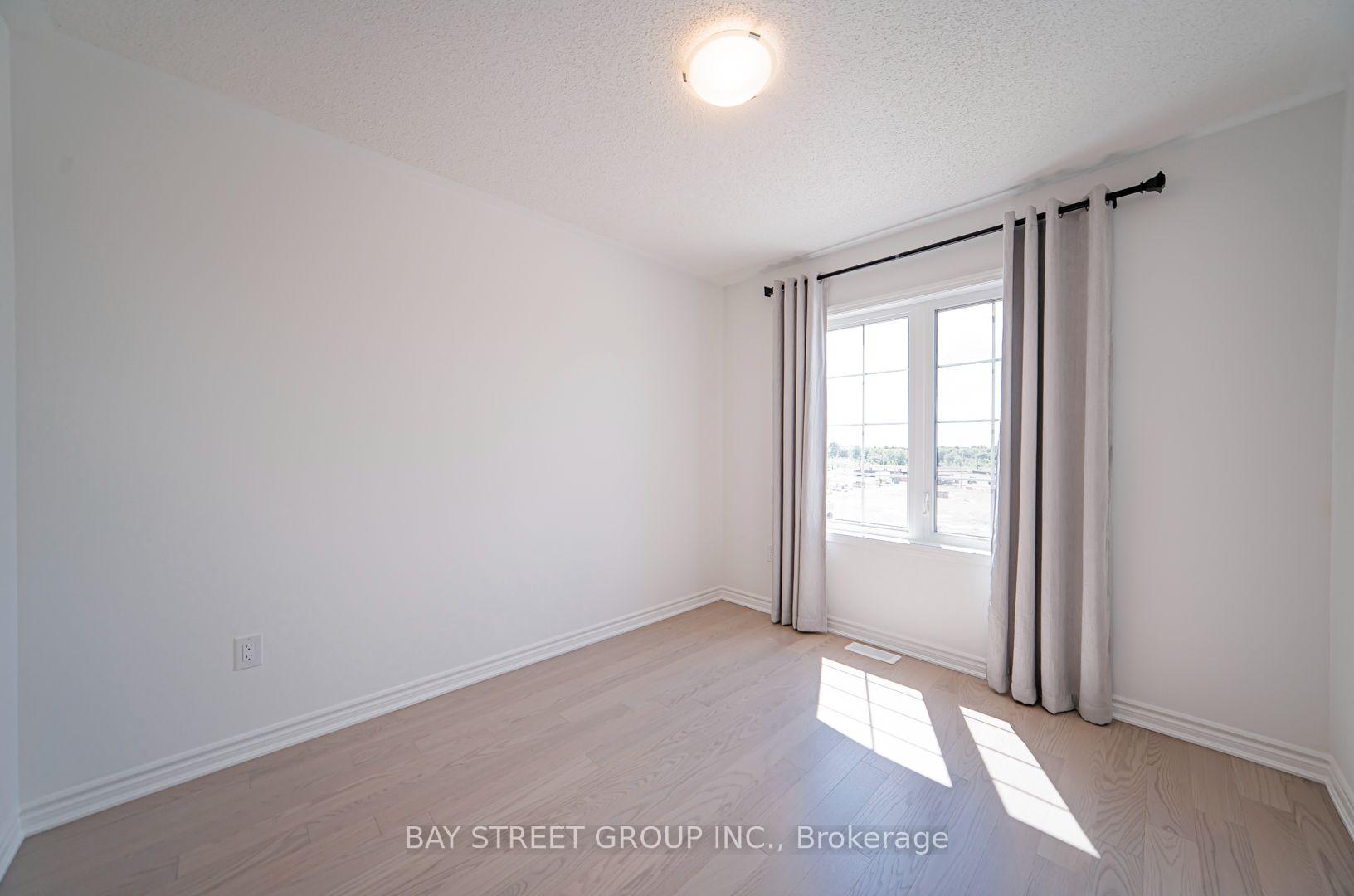Photo 24 of 1403 William Halton Parkway, Oakville, Northwest — HOMEH