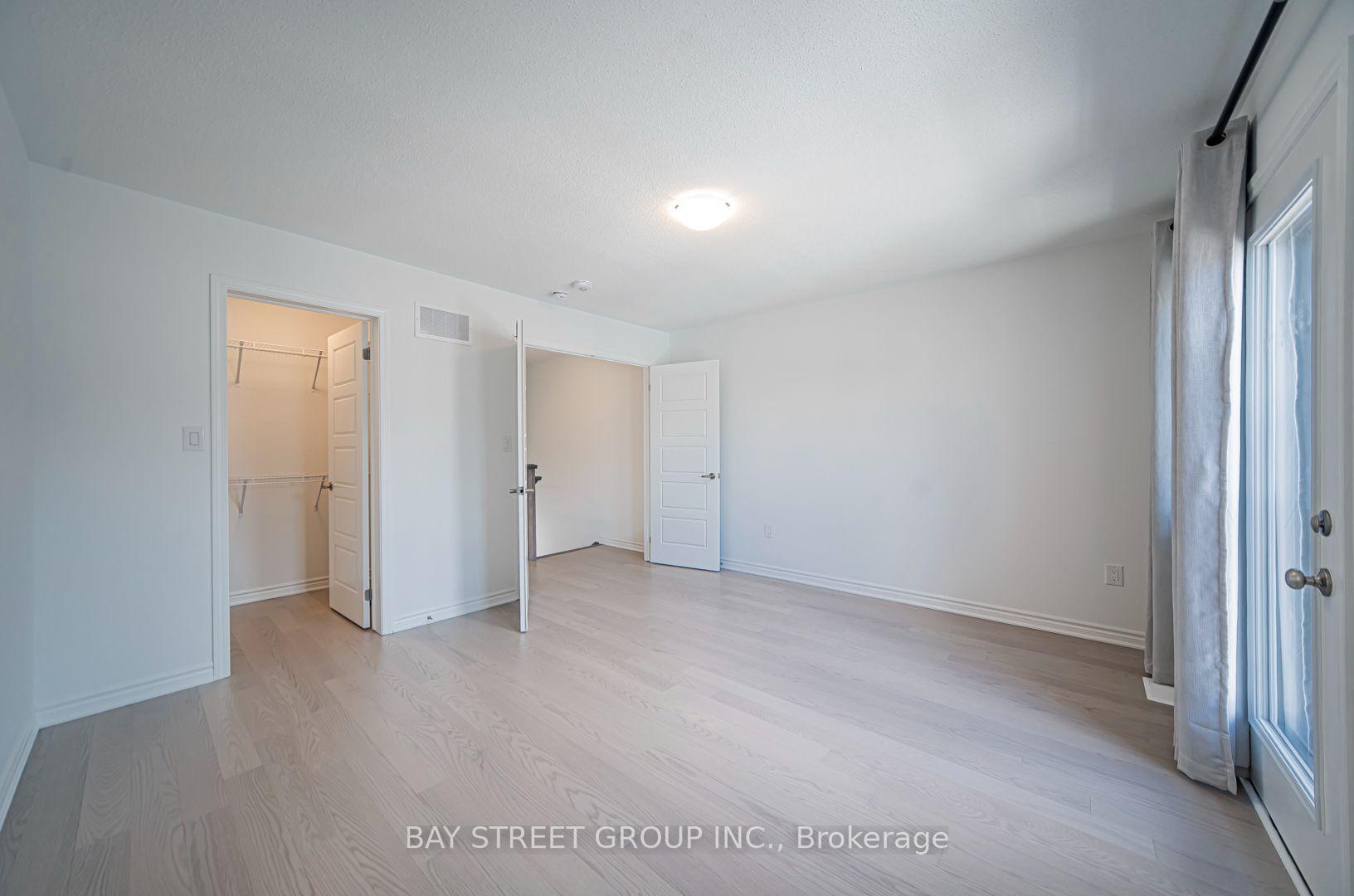 Photo 29 of 1403 William Halton Parkway, Oakville, Northwest — HOMEH