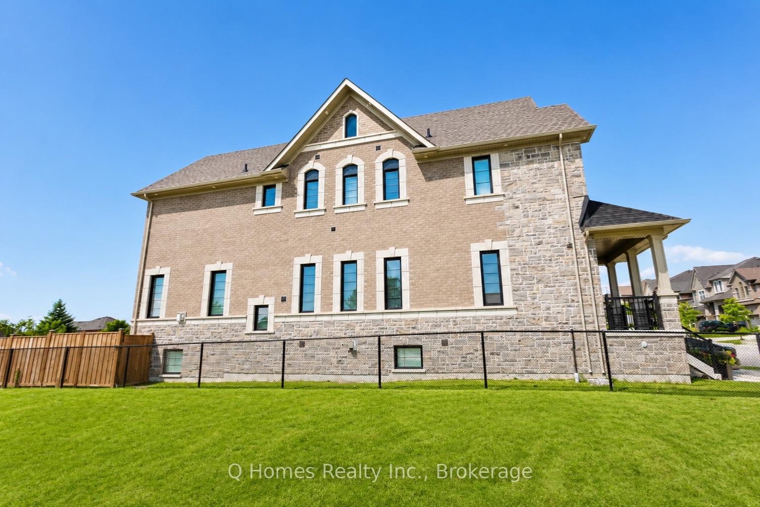 Photo 4 of 1337 Blackmore Street, Innisfil, Alcona — HOMEH