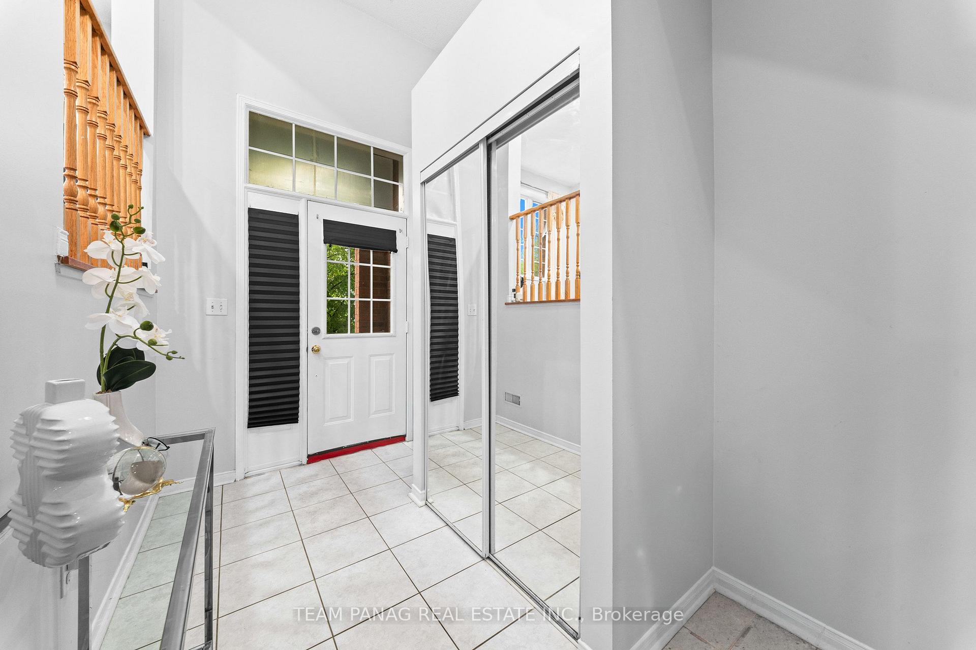 Photo 4 of Unit 21, 170 Havelock Drive, Brampton, Fletcher's Creek South — HOMEH