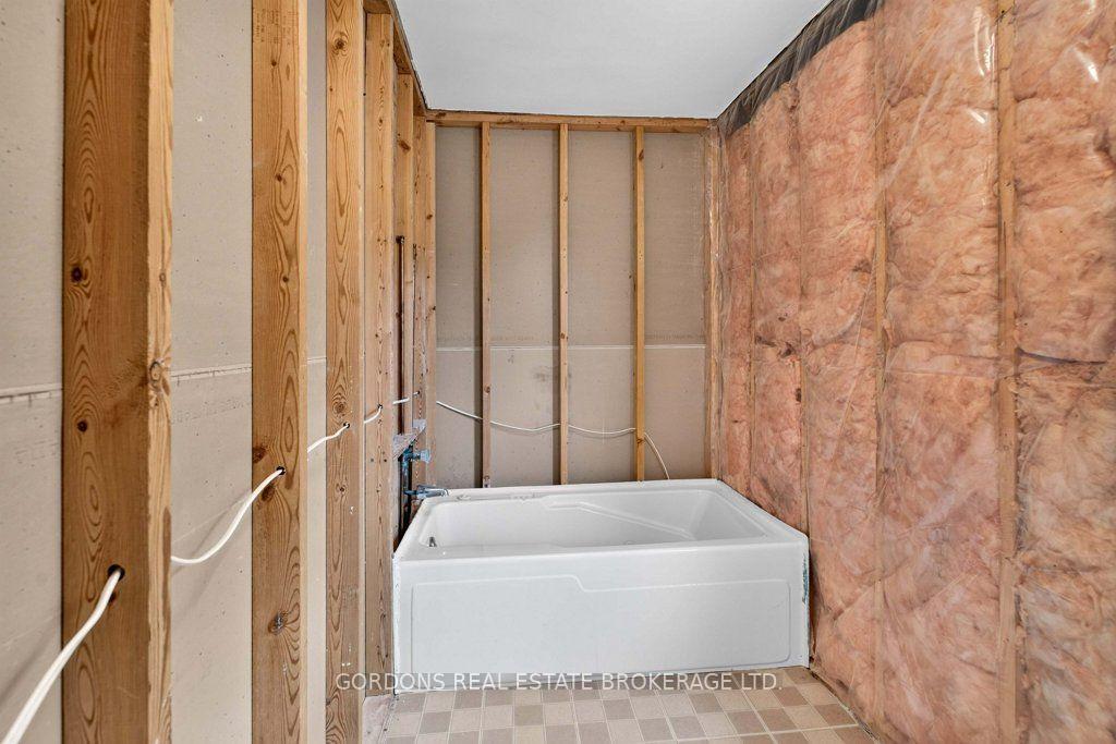 Photo 35 of 4708 Wolfe Swamp Road, Frontenac, Frontenac South — HOMEH