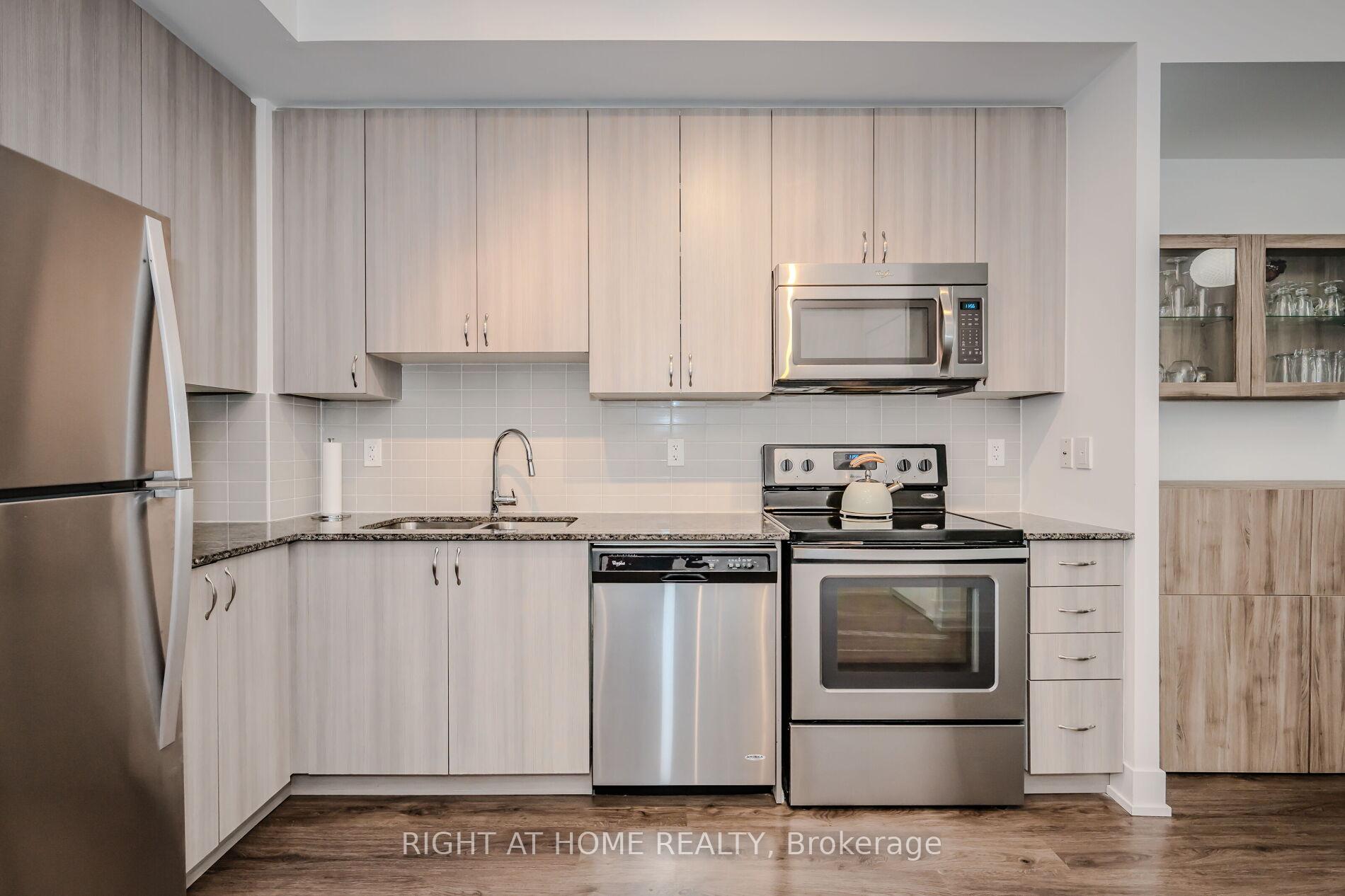 Photo 10 of Unit 603, 68 Merton Street, Toronto, Mount Pleasant West — HOMEH