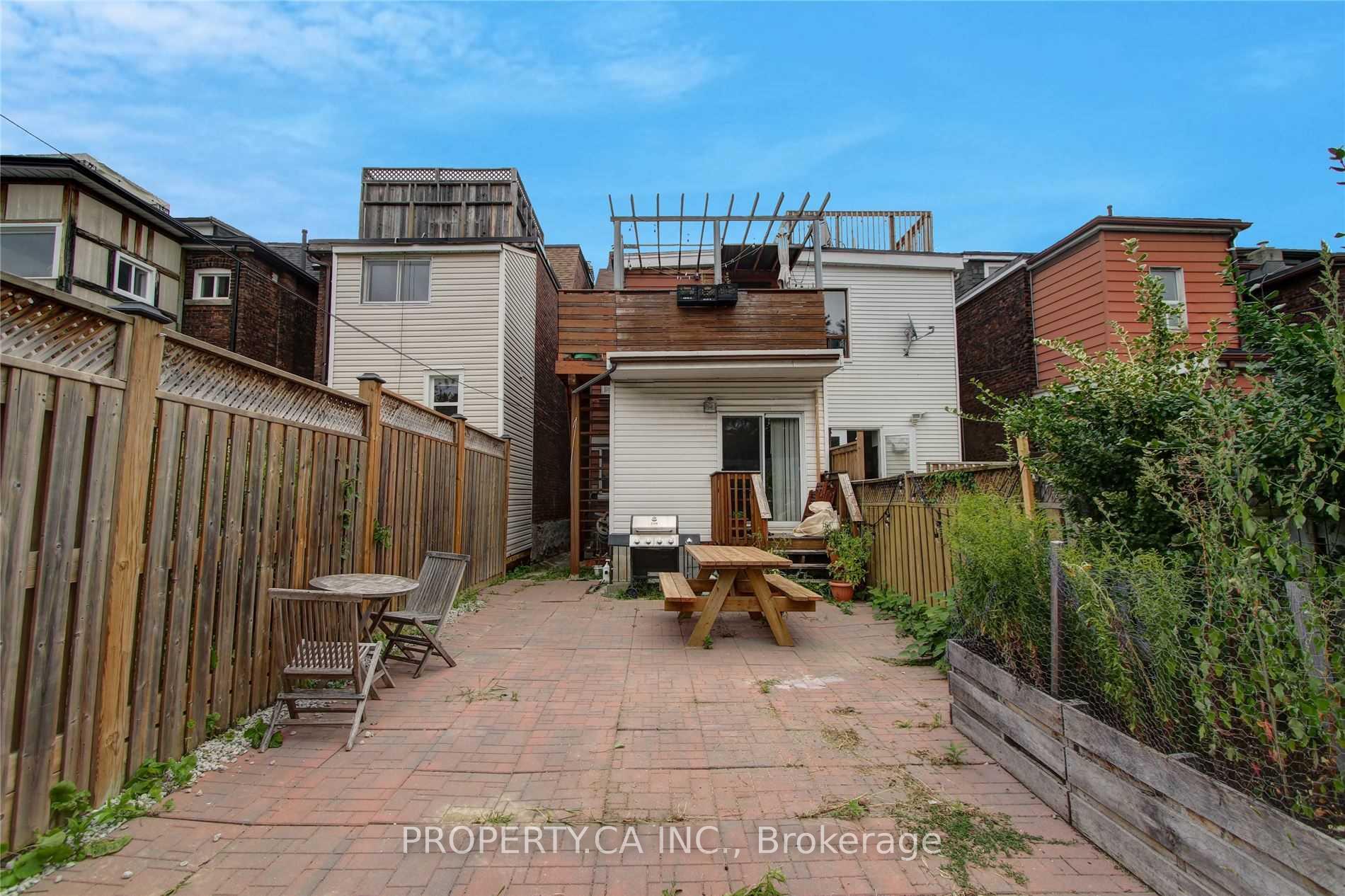 Photo 17 of Unit Lower, 1012 Ossington Avenue, Toronto, Dovercourt-Wallace Emerson-Junction — HOMEH