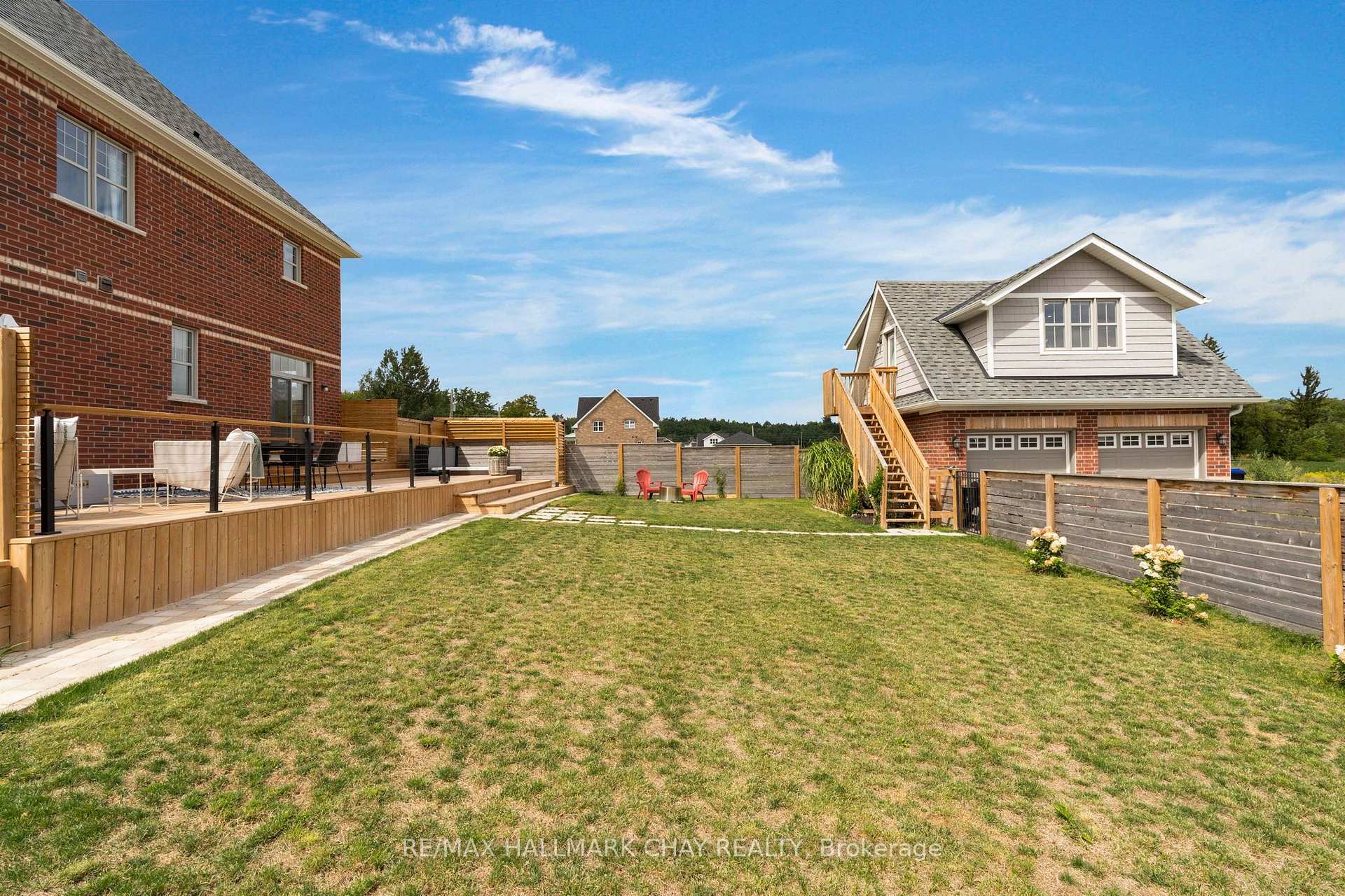 Photo 34 of 46 Francis Street E, Clearview, Creemore — HOMEH