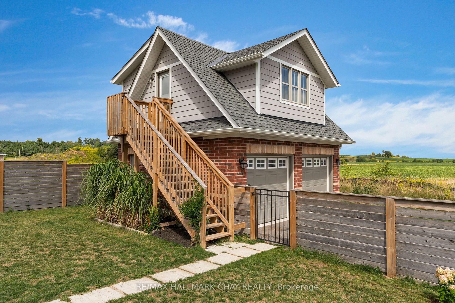 Photo 35 of 46 Francis Street E, Clearview, Creemore — HOMEH