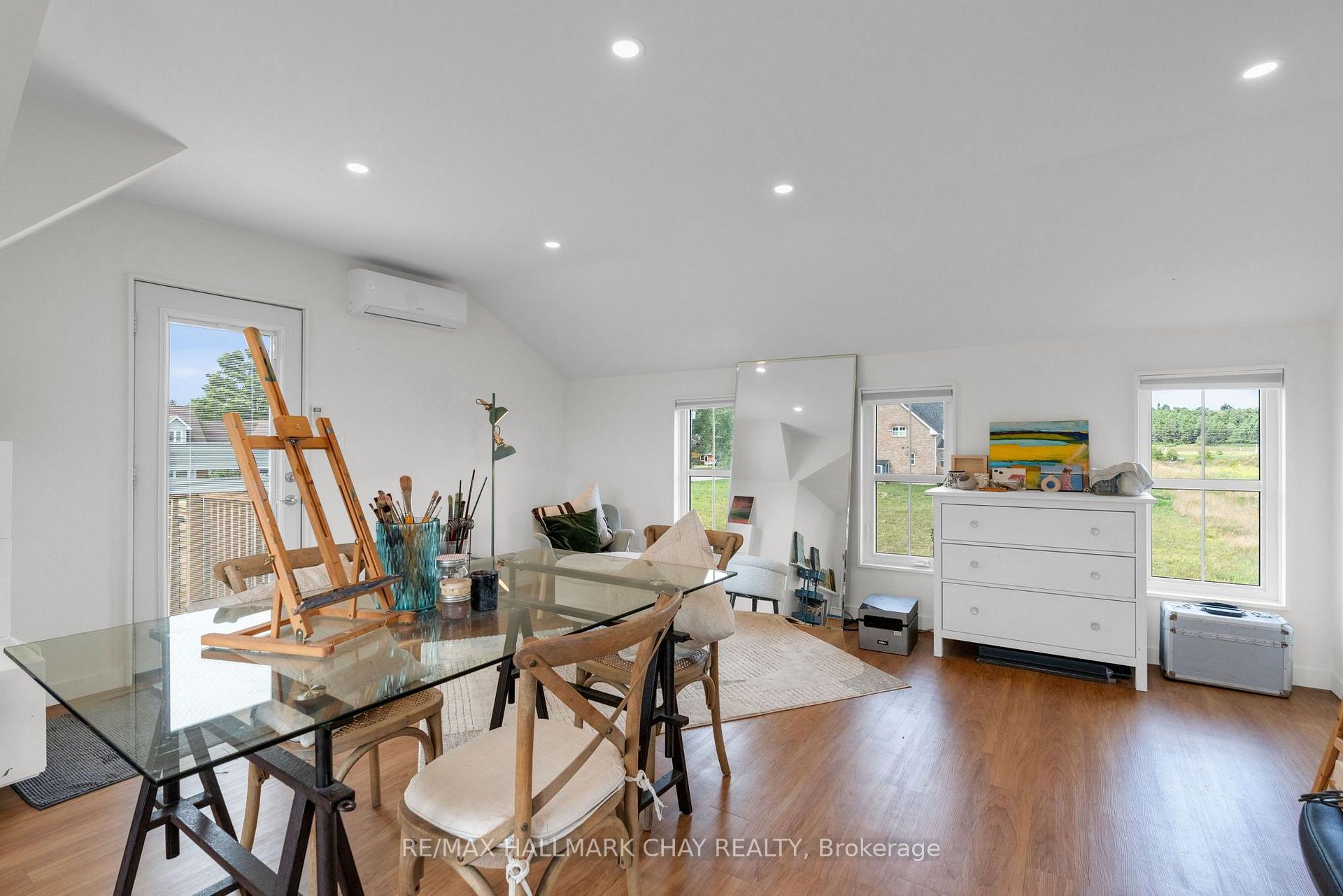 Photo 36 of 46 Francis Street E, Clearview, Creemore — HOMEH