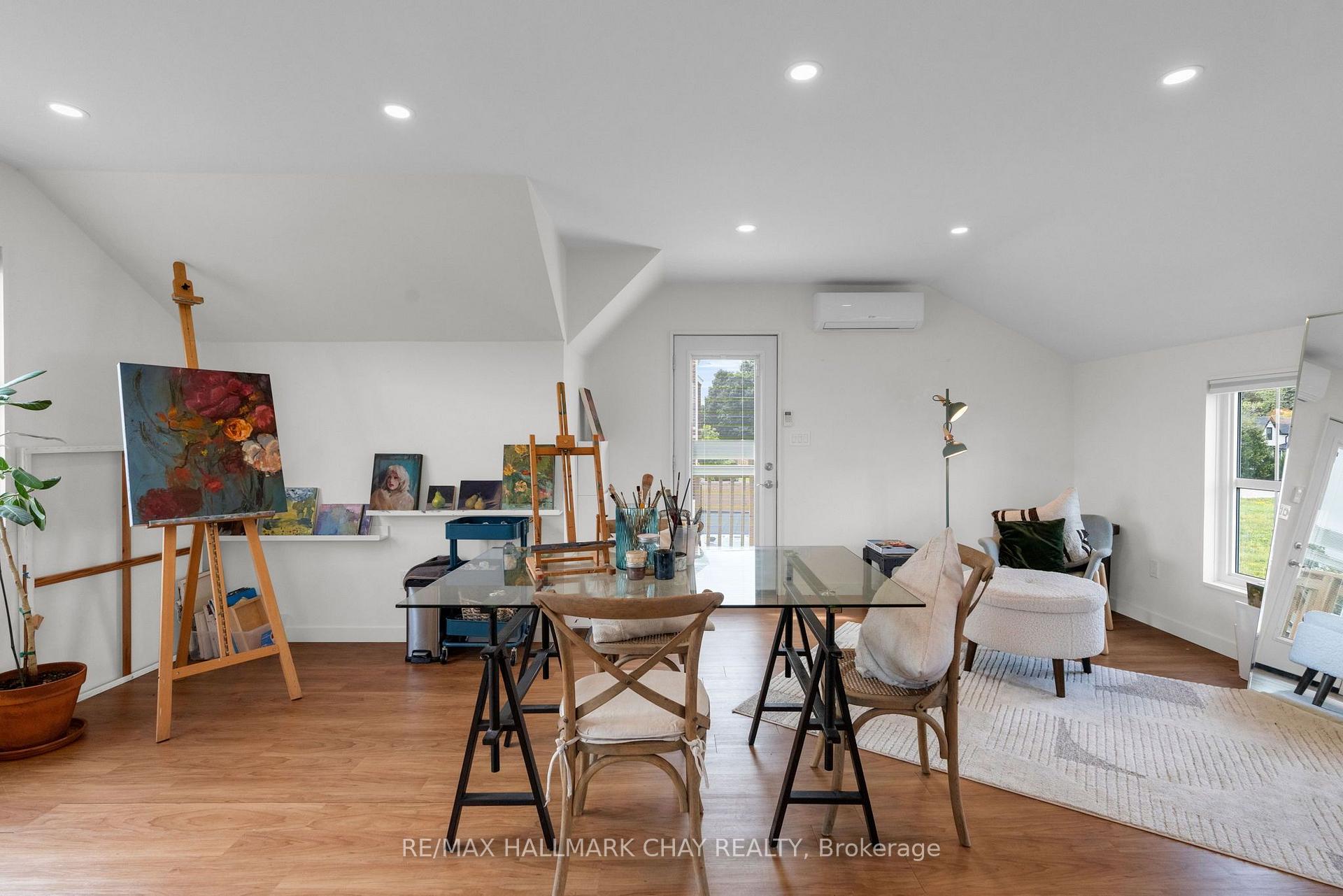 Photo 37 of 46 Francis Street E, Clearview, Creemore — HOMEH