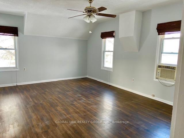 Photo 2 of Unit B, 20 Wedsworth Street, St. Catharines, Oakdale — HOMEH
