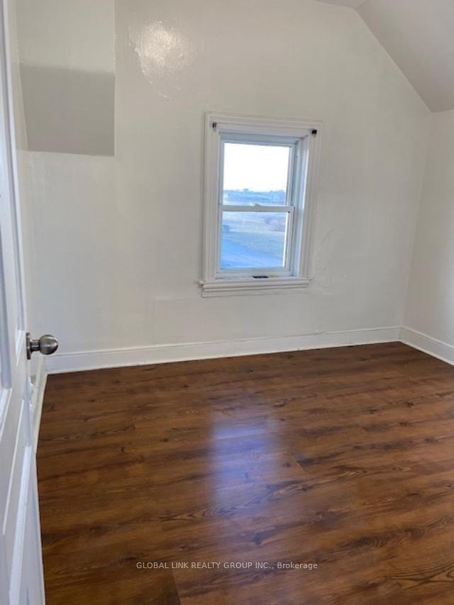 Photo 10 of Unit B, 20 Wedsworth Street, St. Catharines, Oakdale — HOMEH