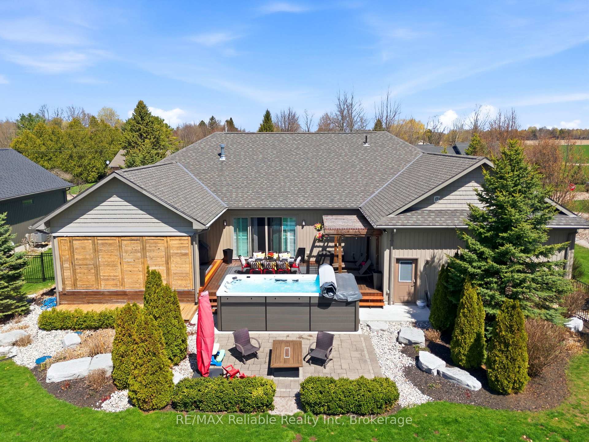 Photo 4 of 74764 Elm Crescent, Bluewater, Stanley — HOMEH