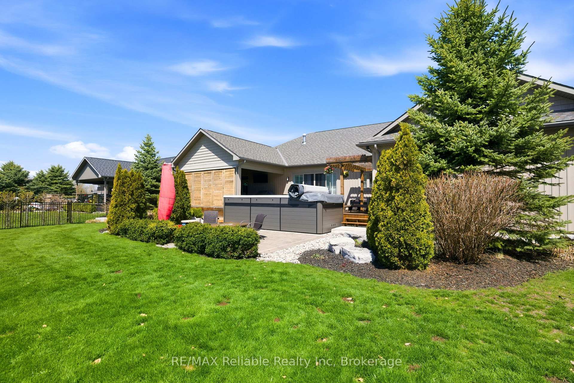 Photo 42 of 74764 Elm Crescent, Bluewater, Stanley — HOMEH