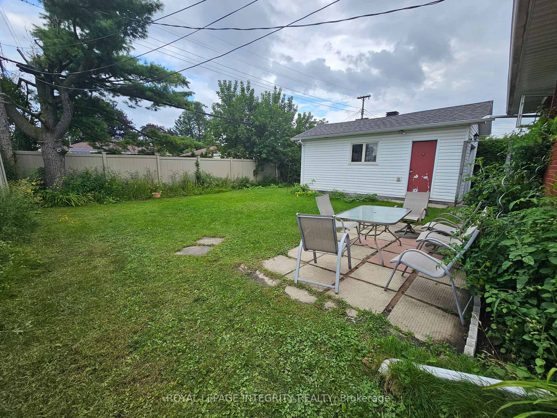 Photo 10 of 2150 Lemay Crescent, Ottawa, Elmvale Acres/Urbandale — HOMEH