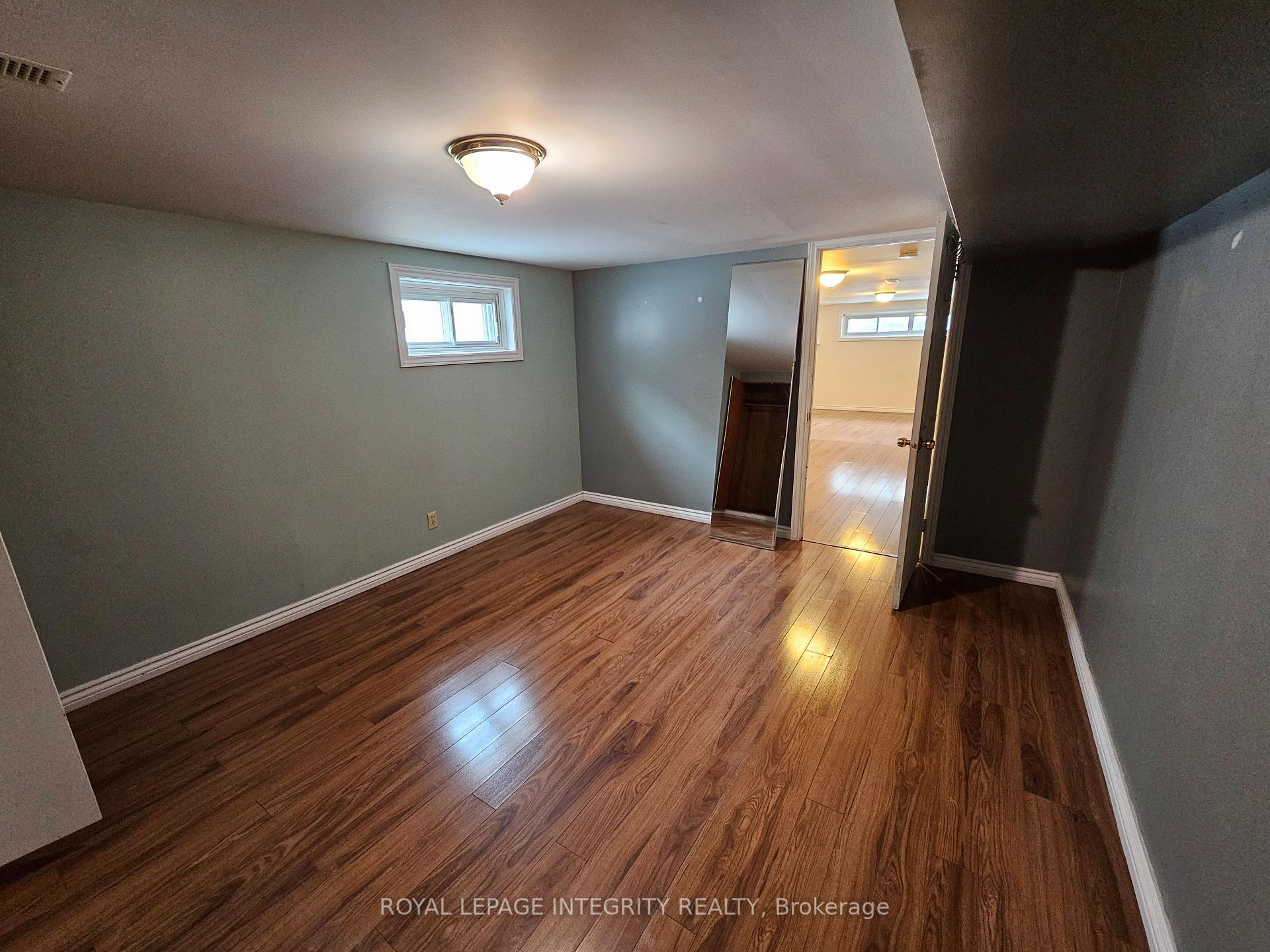 Photo 25 of 2150 Lemay Crescent, Ottawa, Elmvale Acres/Urbandale — HOMEH