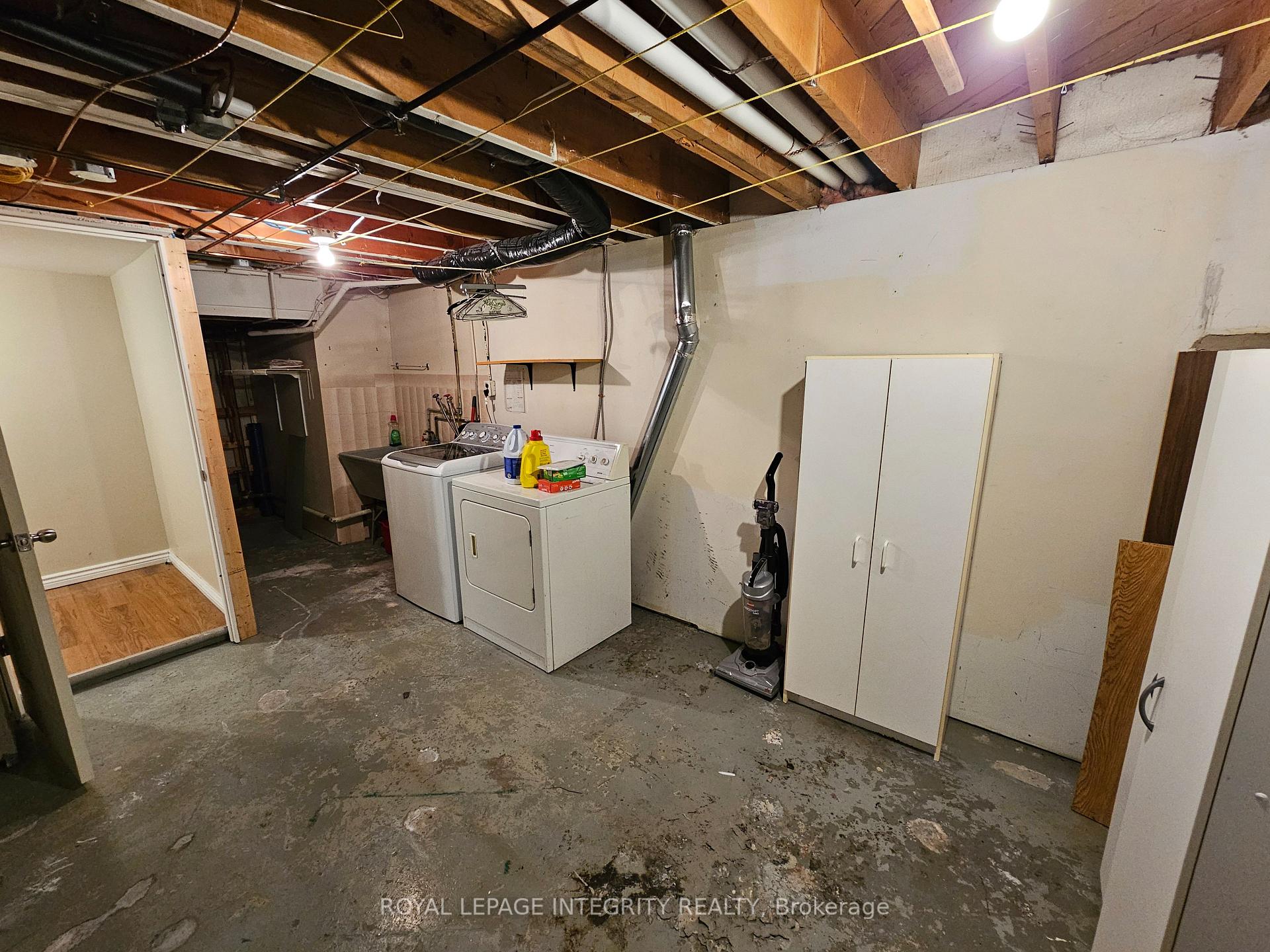 Photo 31 of 2150 Lemay Crescent, Ottawa, Elmvale Acres/Urbandale — HOMEH