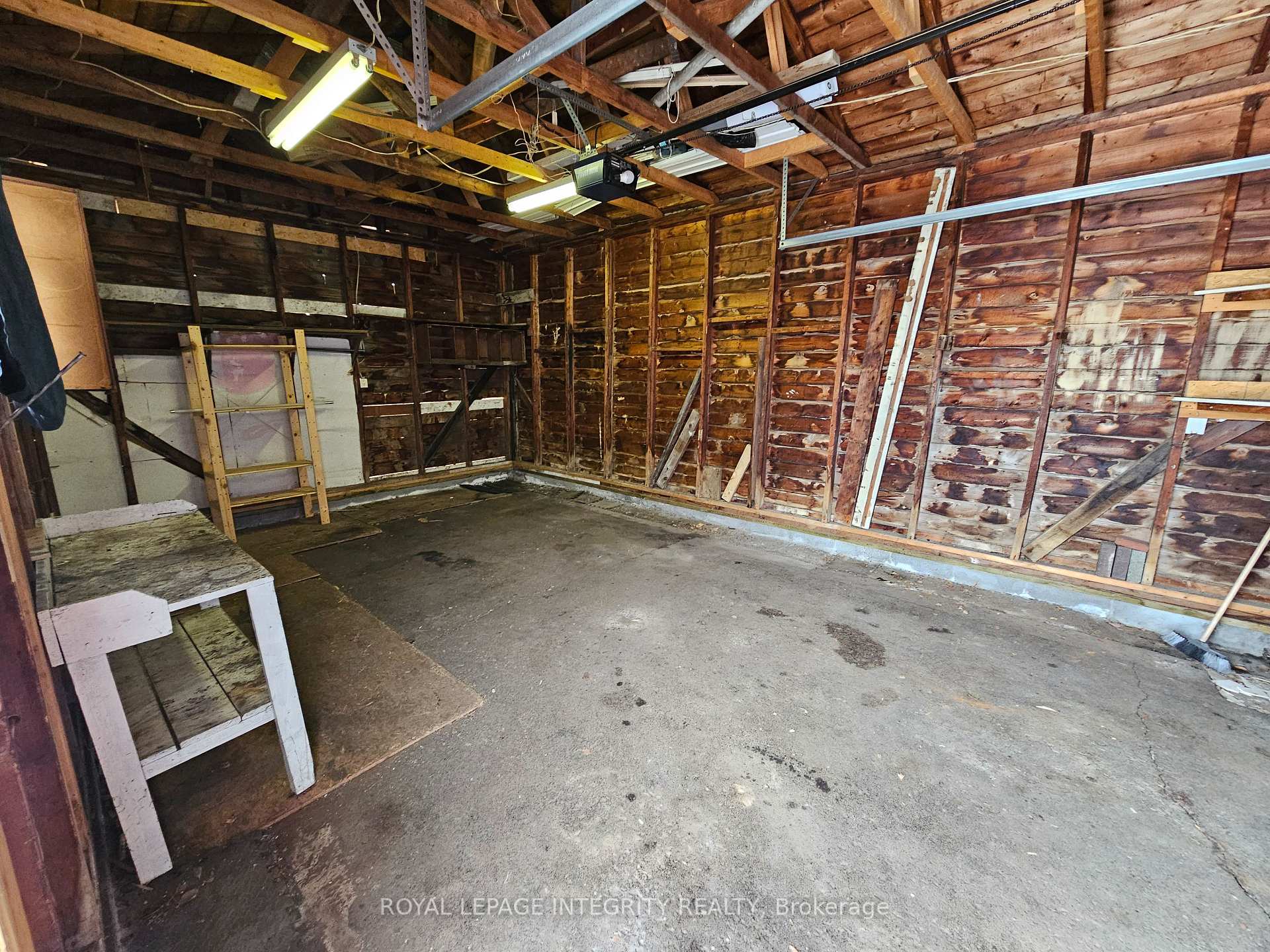 Photo 34 of 2150 Lemay Crescent, Ottawa, Elmvale Acres/Urbandale — HOMEH