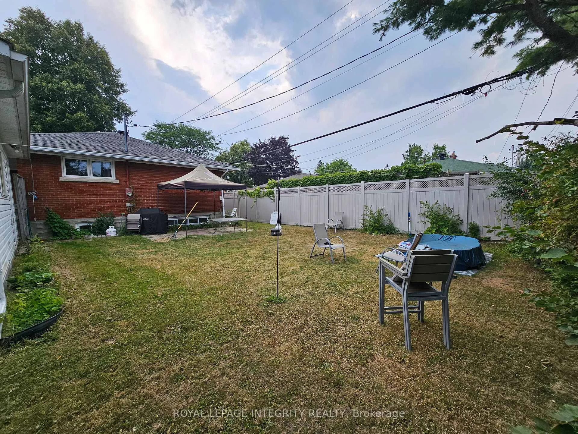 Photo 6 of 2150 Lemay Crescent, Ottawa, Elmvale Acres/Urbandale — HOMEH
