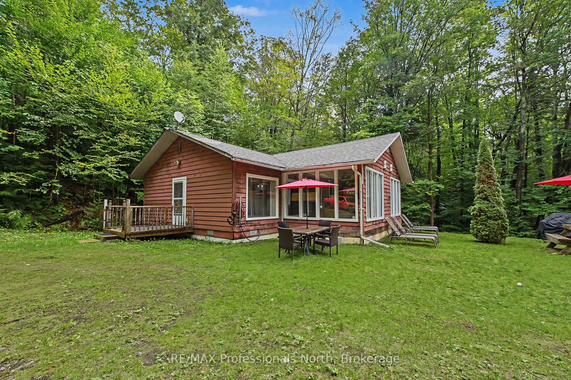 Photo of 1363 Ross Lake Road