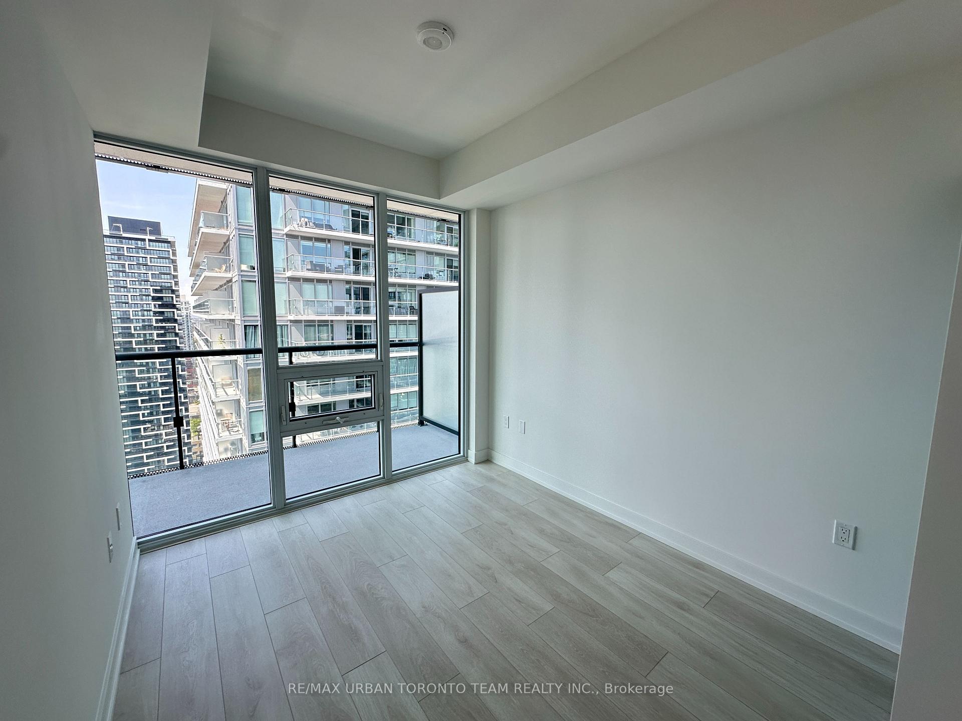 Photo 9 of Unit 3304, 127 Broadway Avenue, Toronto, Mount Pleasant West — HOMEH