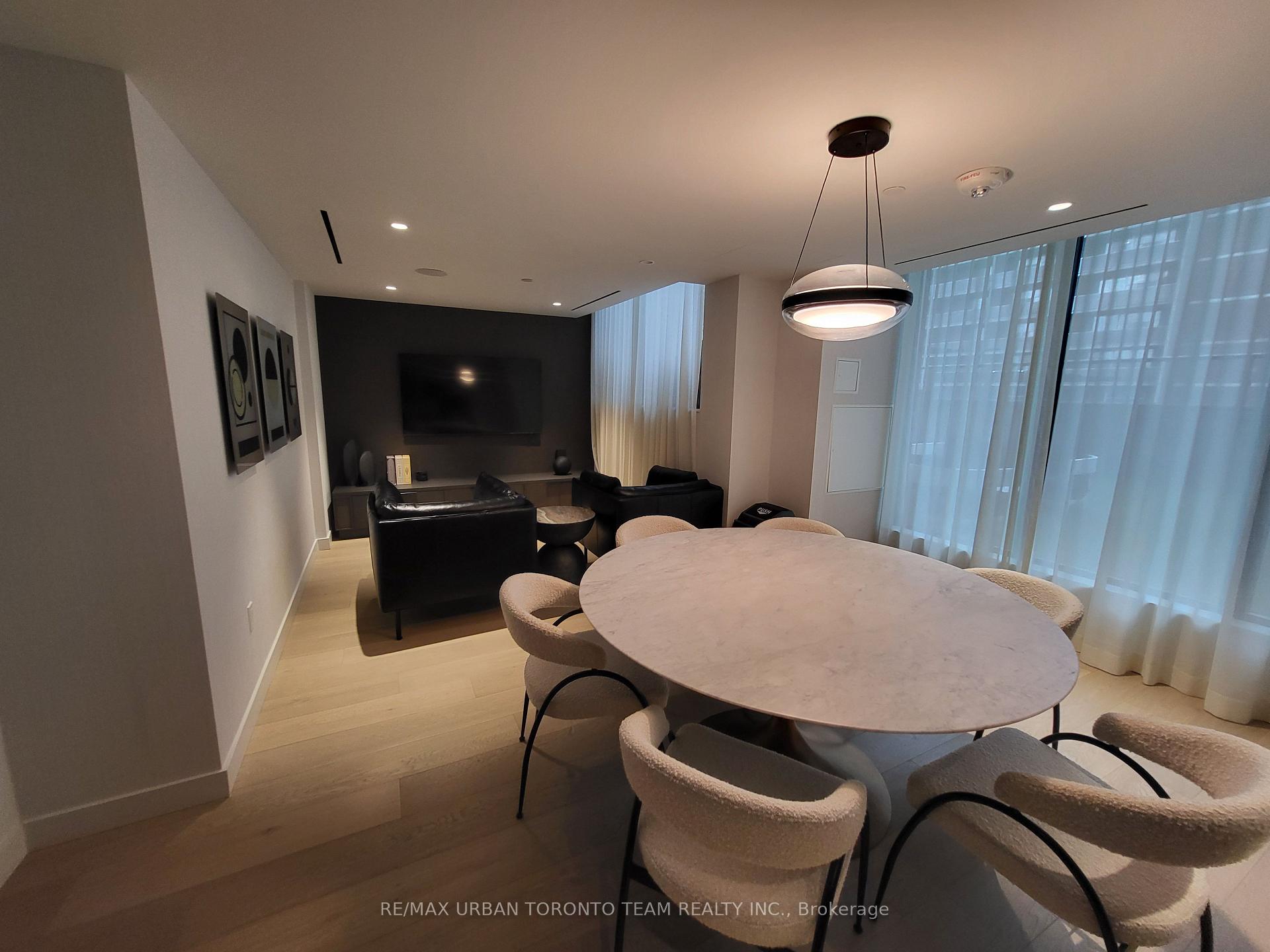 Photo 21 of Unit 3304, 127 Broadway Avenue, Toronto, Mount Pleasant West — HOMEH