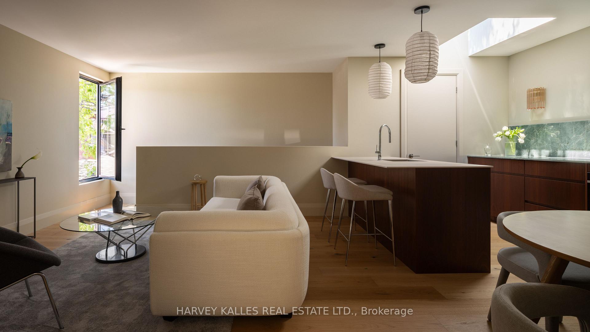 Photo 5 of Unit D, 157 Hallam Street, Toronto, Dovercourt-Wallace Emerson-Junction — HOMEH