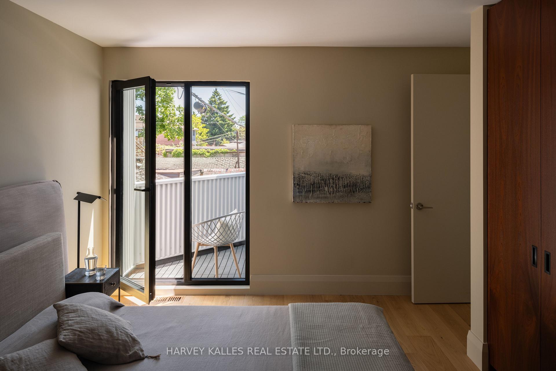 Photo 8 of Unit D, 157 Hallam Street, Toronto, Dovercourt-Wallace Emerson-Junction — HOMEH