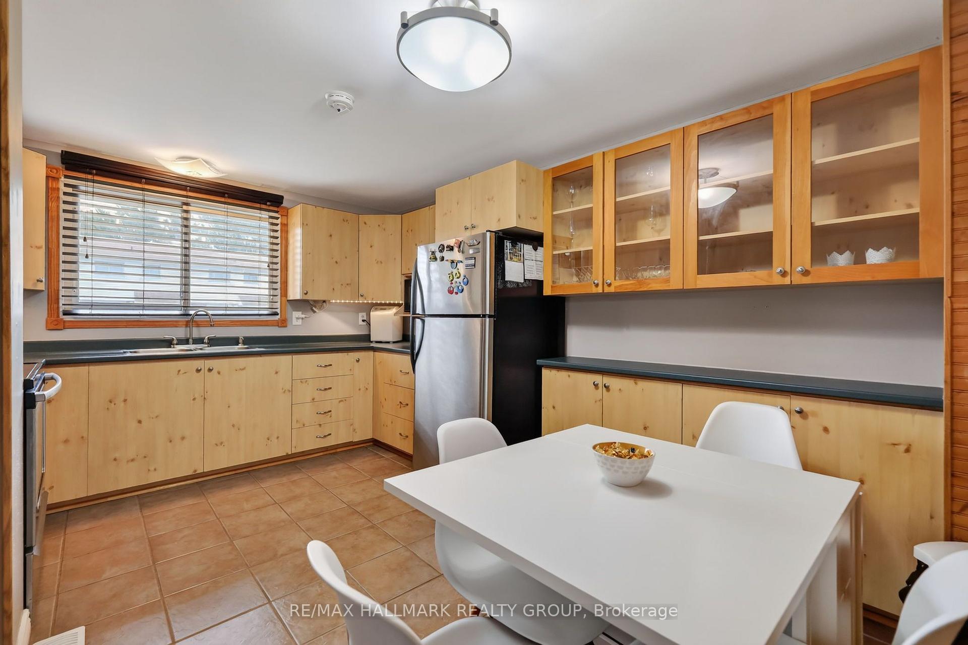 Photo 6 of Unit 60, 1045 Morrison Drive, Ottawa, Redwood Park — HOMEH