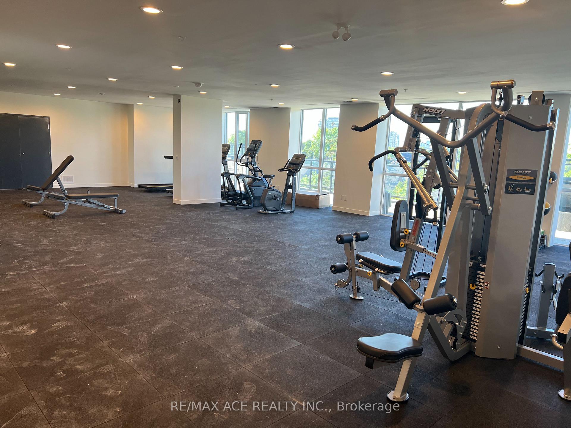 Photo 10 of Unit 1610, 128 King Street N, Waterloo, Downtown Waterloo — HOMEH