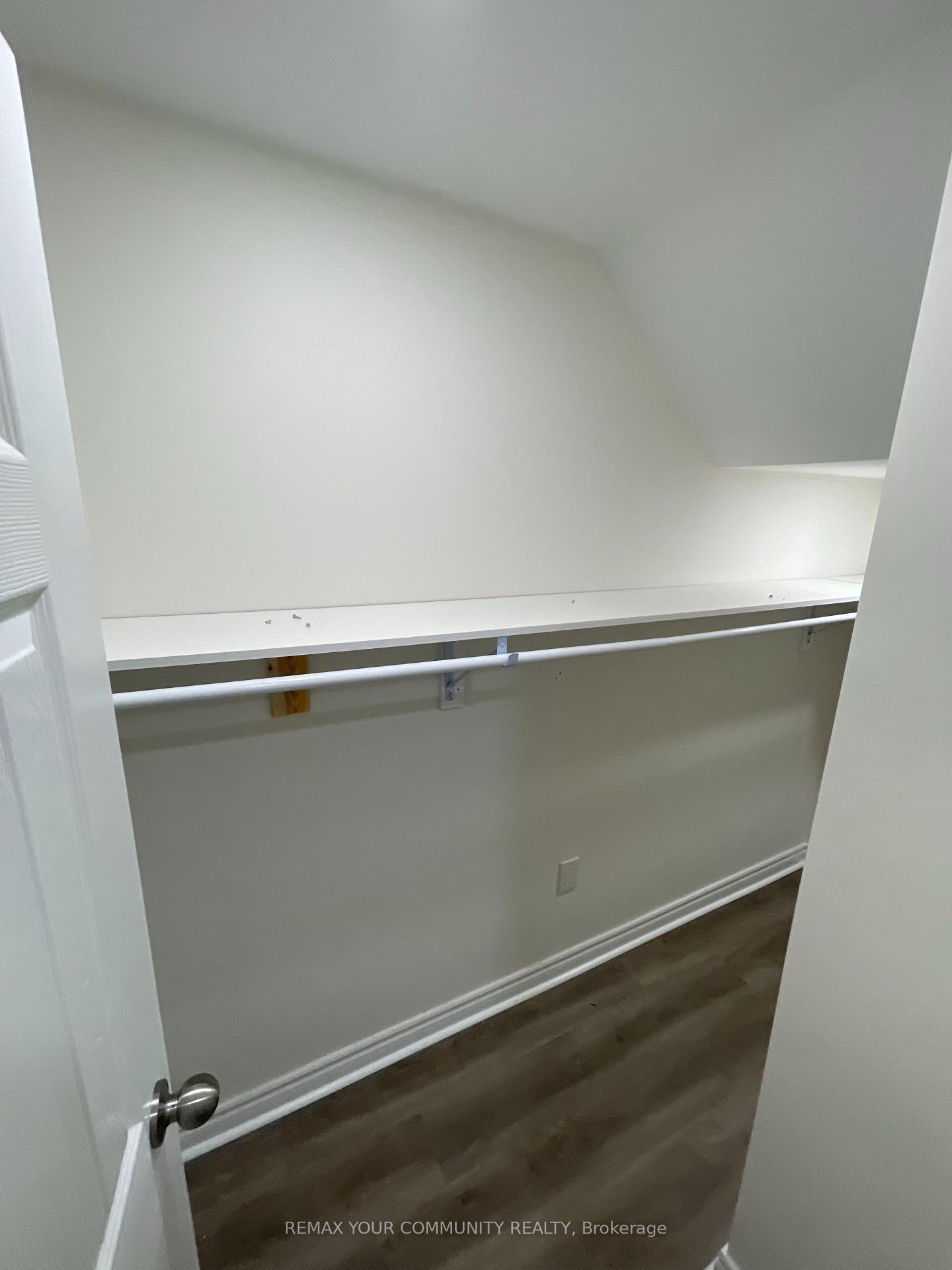 Photo 8 of Unit Basment, 193 Kale Crescent, Vaughan, Maple — HOMEH