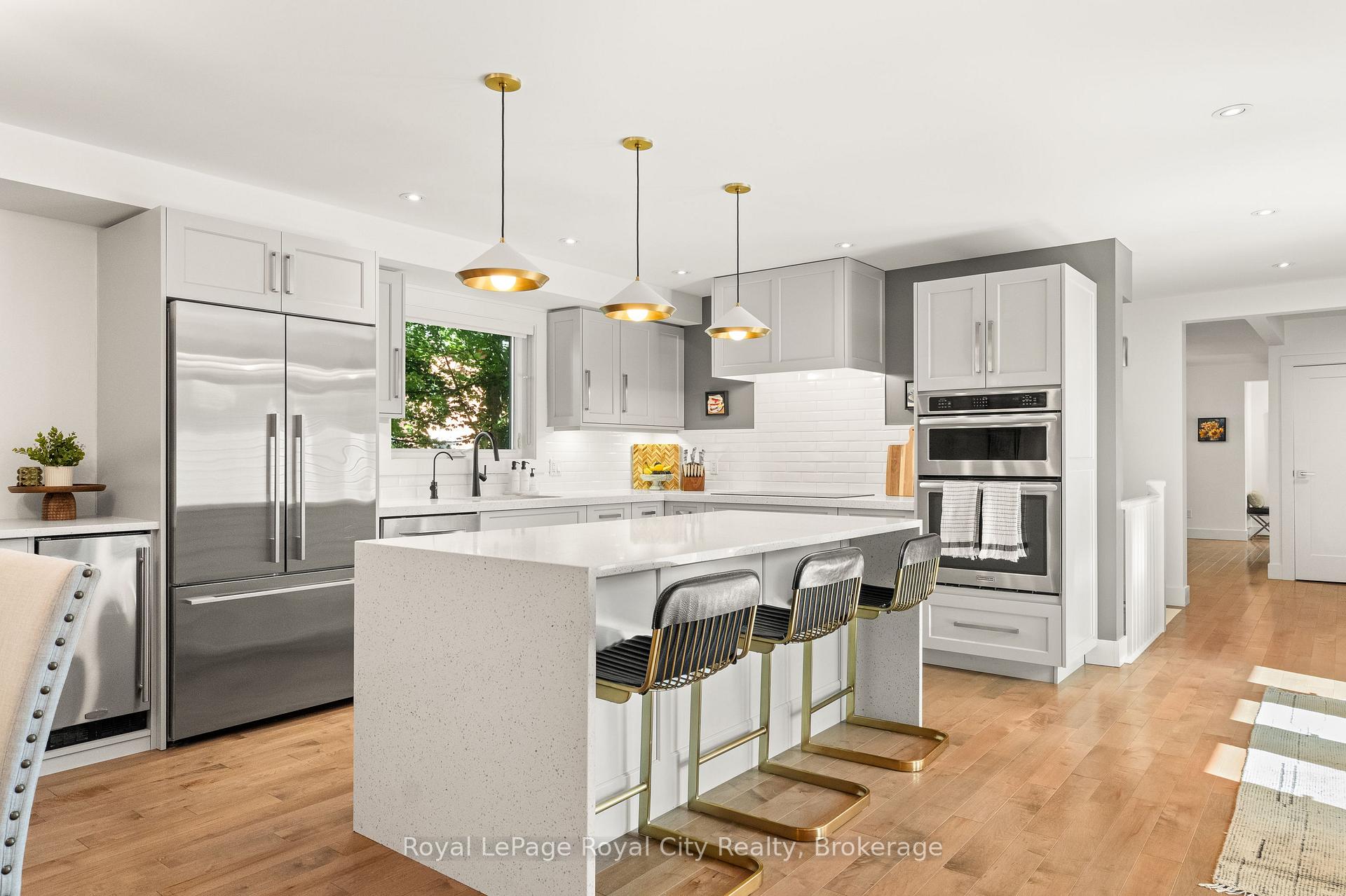 Photo 4 of 48 Campion Avenue, Guelph, Exhibition Park — HOMEH