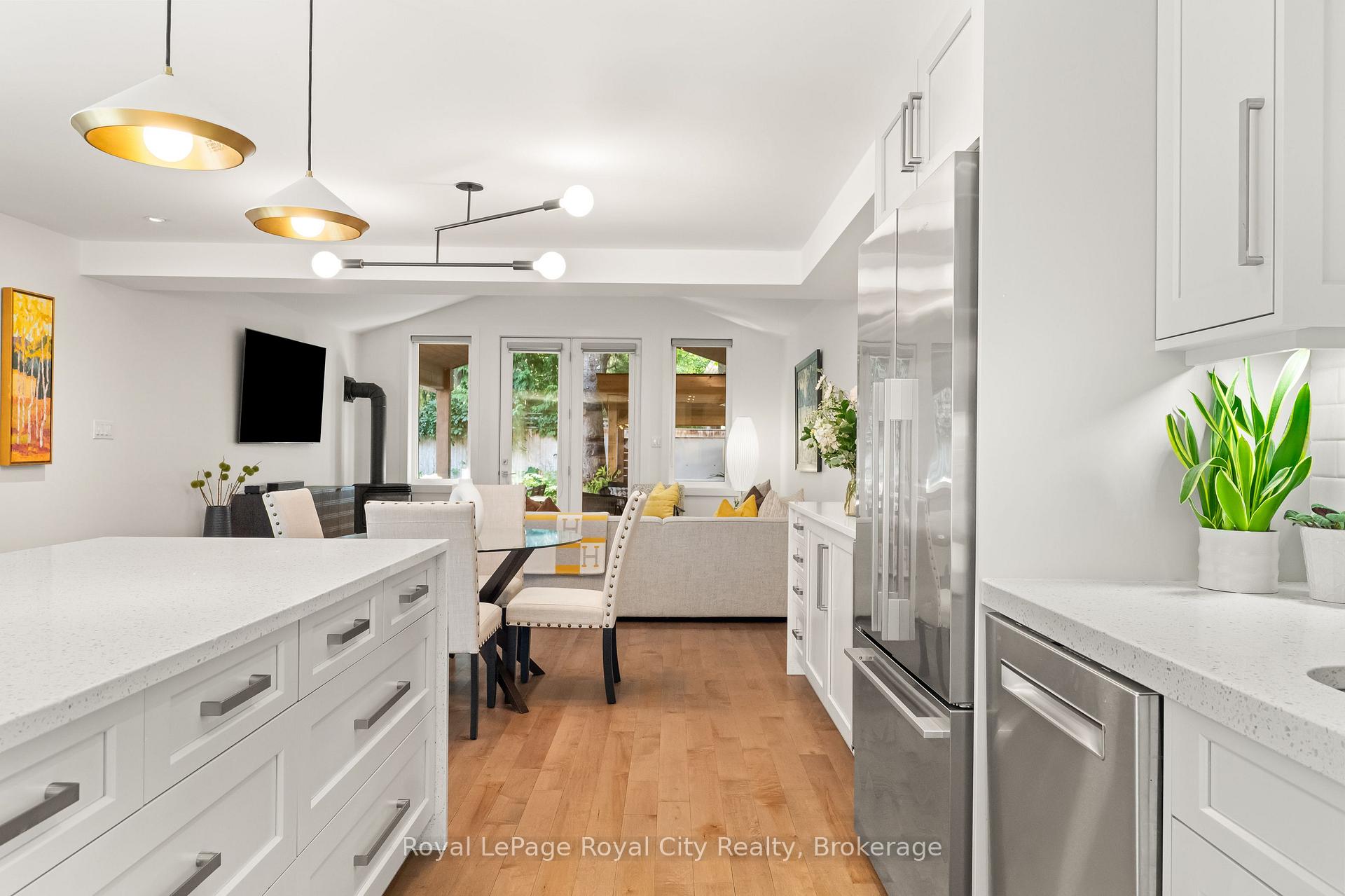 Photo 18 of 48 Campion Avenue, Guelph, Exhibition Park — HOMEH