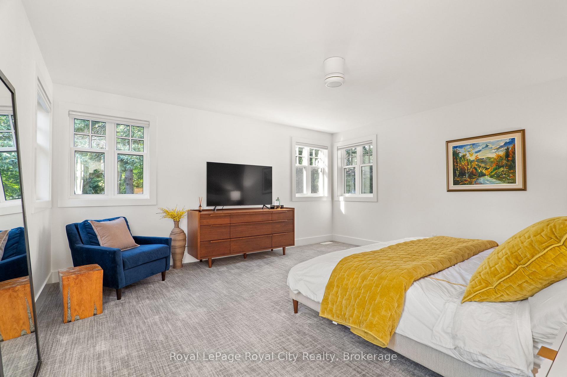 Photo 28 of 48 Campion Avenue, Guelph, Exhibition Park — HOMEH