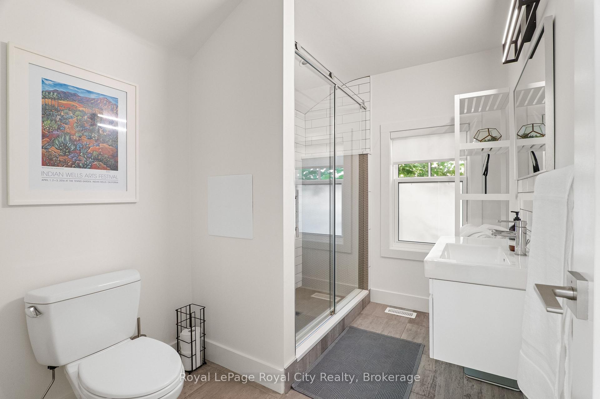 Photo 32 of 48 Campion Avenue, Guelph, Exhibition Park — HOMEH