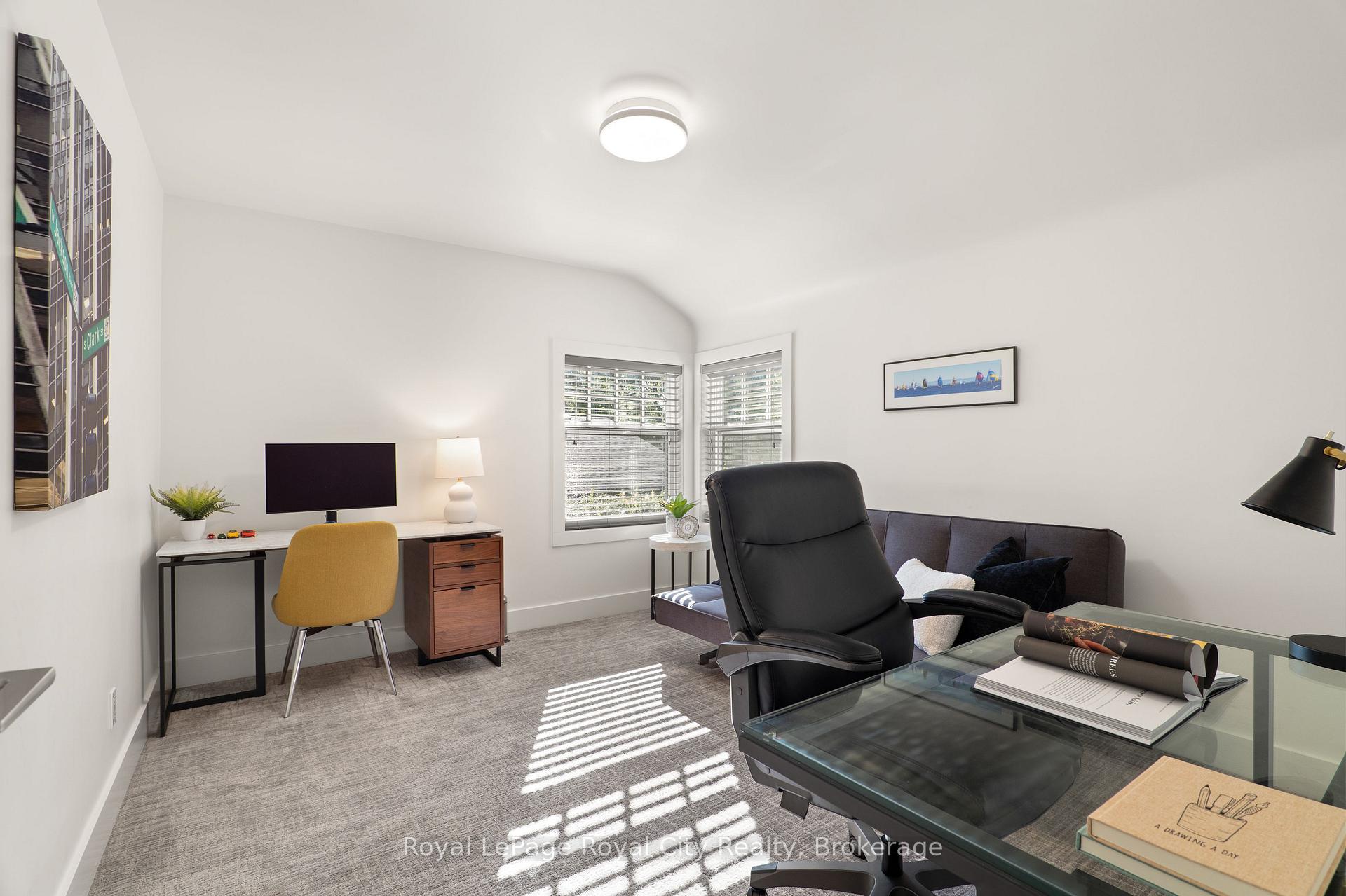 Photo 33 of 48 Campion Avenue, Guelph, Exhibition Park — HOMEH