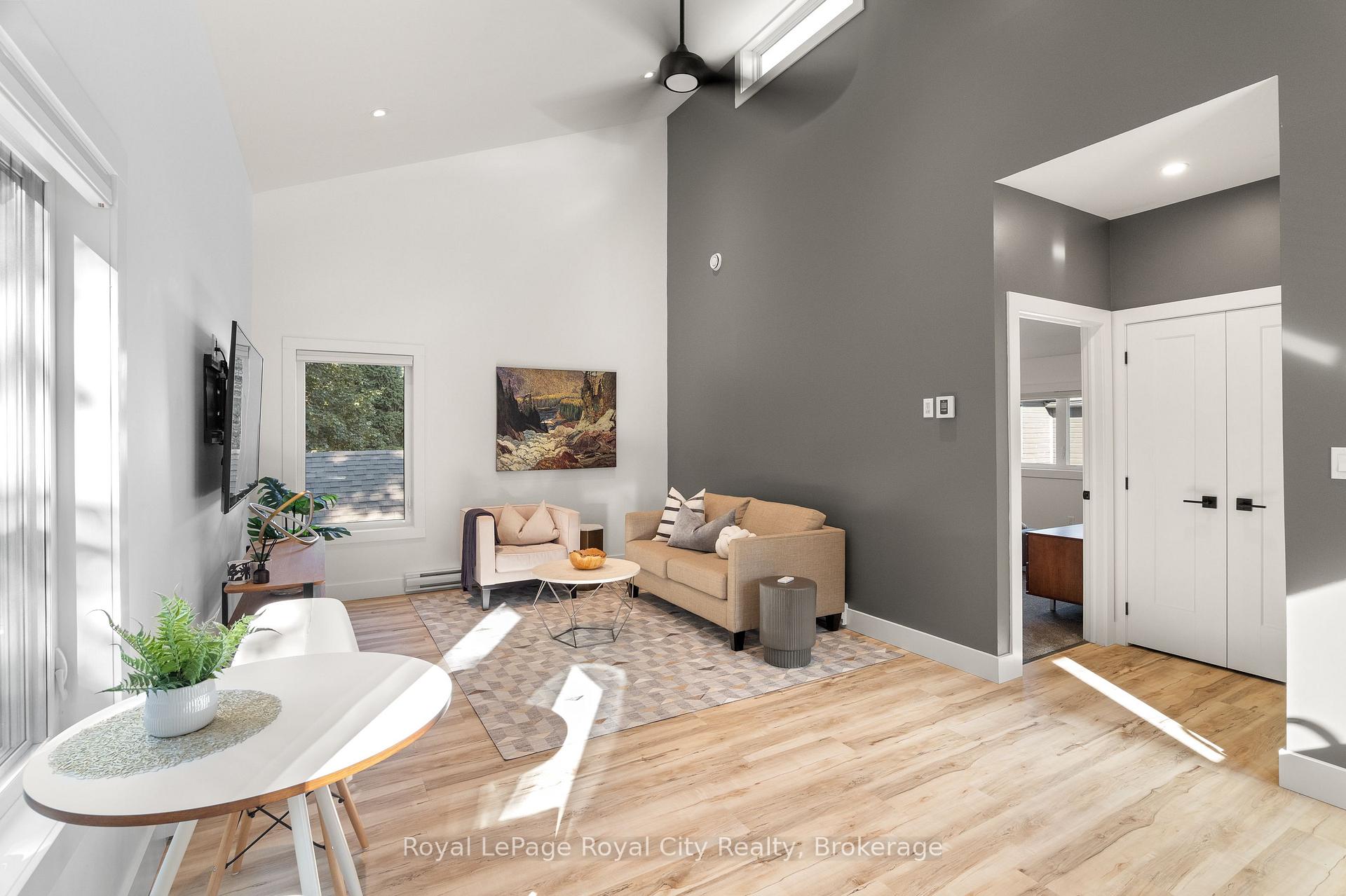 Photo 44 of 48 Campion Avenue, Guelph, Exhibition Park — HOMEH