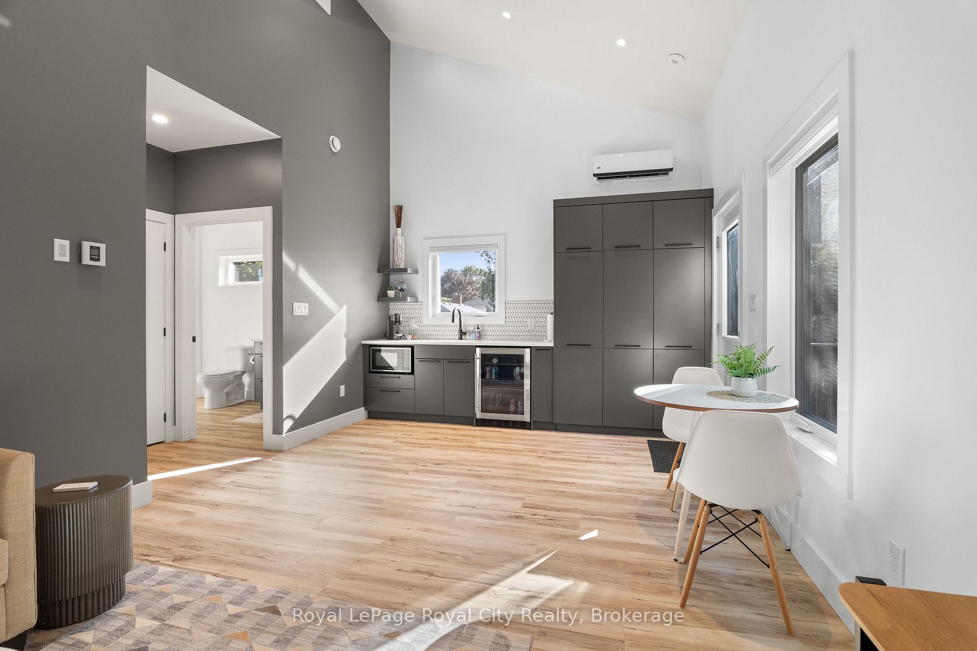 Photo 46 of 48 Campion Avenue, Guelph, Exhibition Park — HOMEH