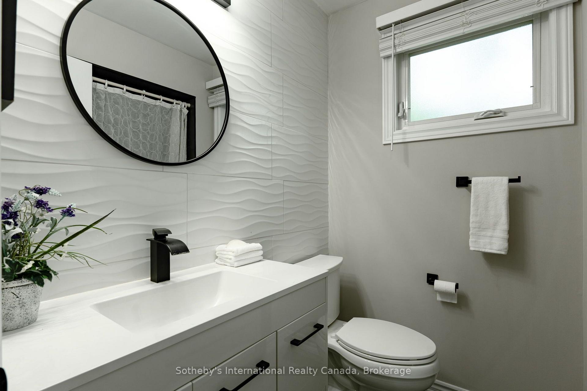 Photo 20 of 53 Royal Beech Drive, Wasaga Beach — HOMEH