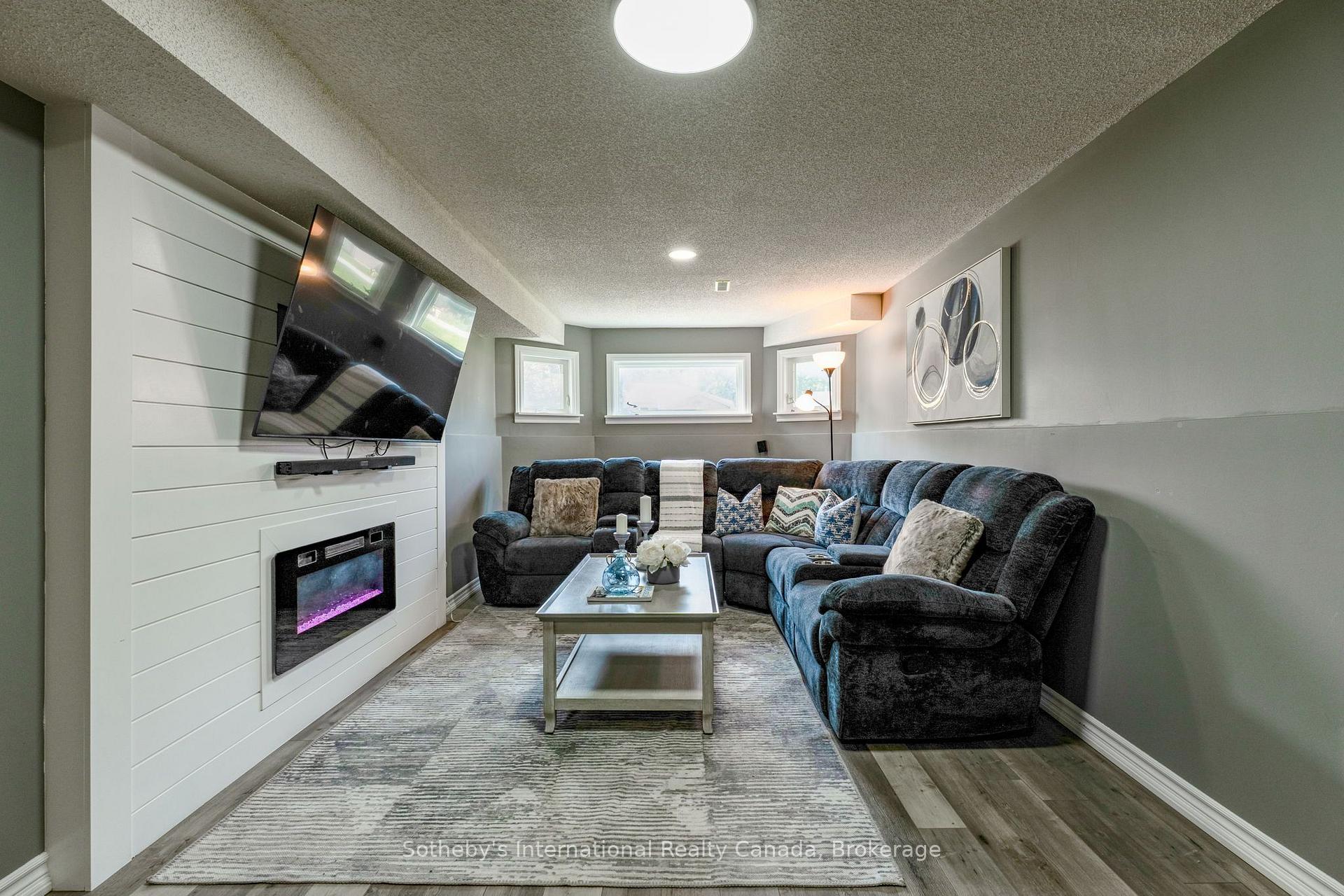 Photo 27 of 53 Royal Beech Drive, Wasaga Beach — HOMEH