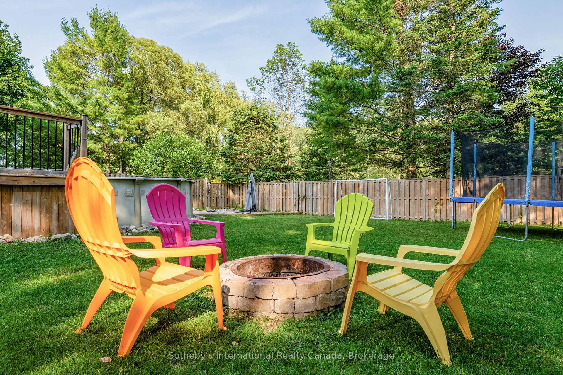Photo 41 of 53 Royal Beech Drive, Wasaga Beach — HOMEH
